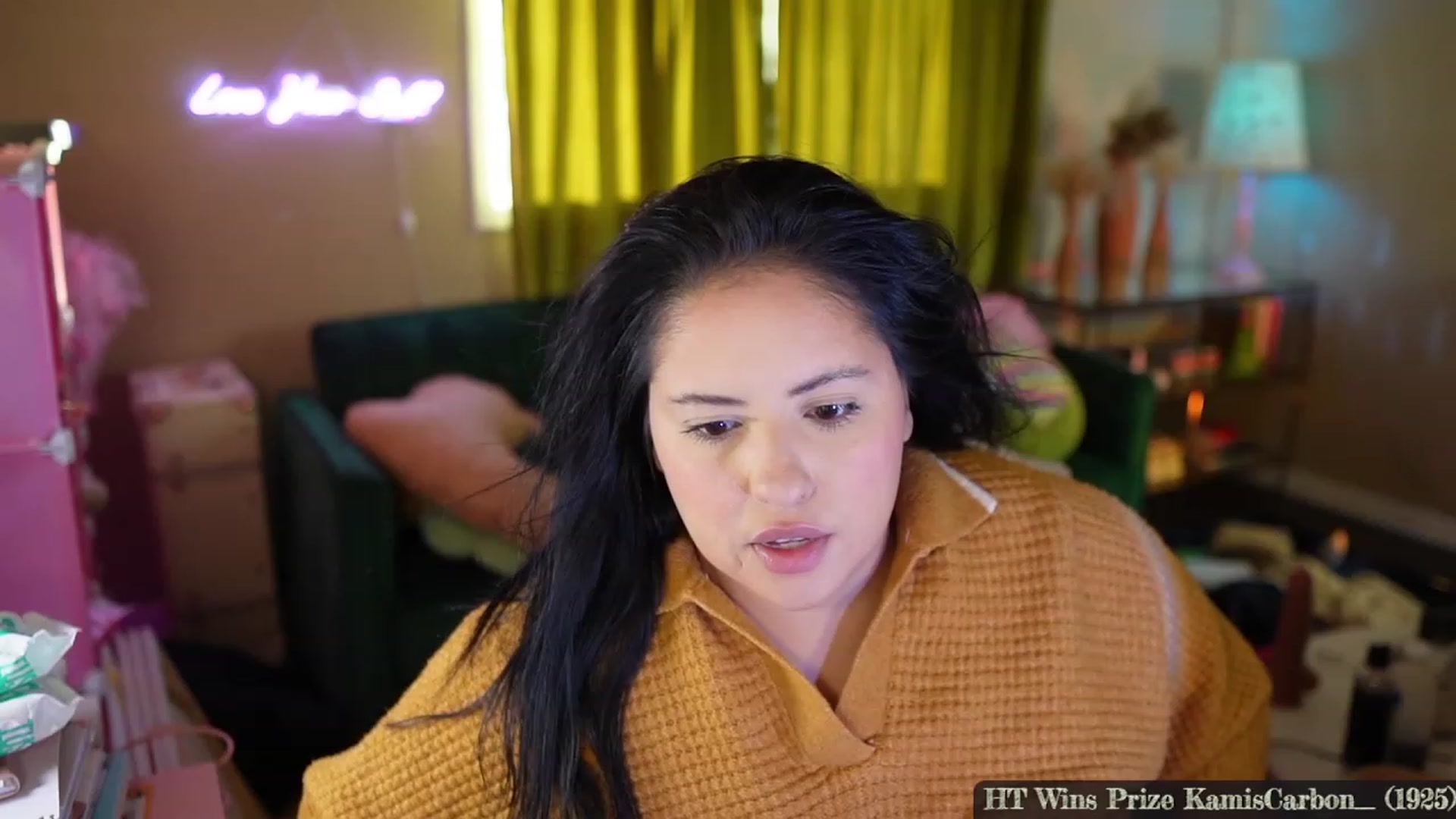 Gallery image thumbnail from Kamila__'s myfreecams stream on, 11/23/2023, 22:18 image 15 of 20