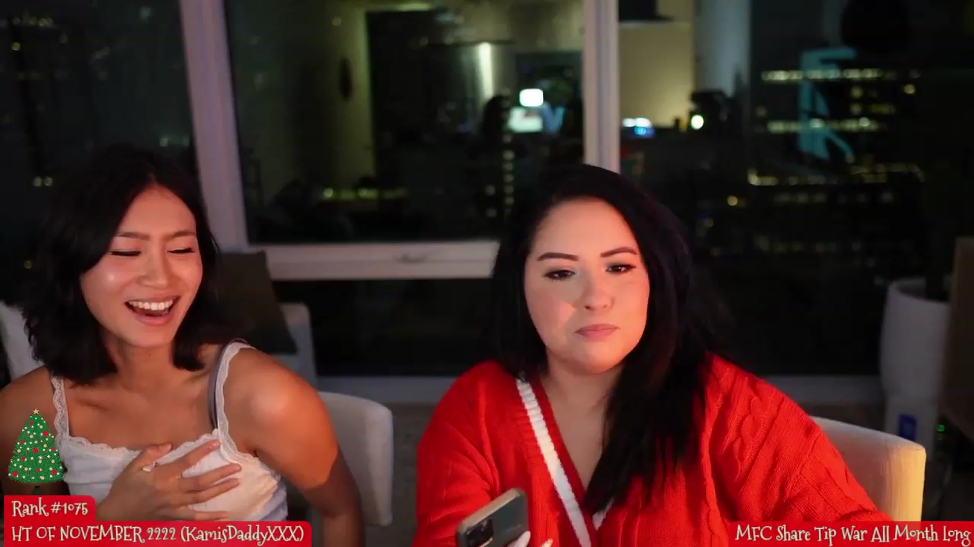 Gallery image thumbnail from Kamila__'s myfreecams stream on, 12/03/2023, 03:30 image 13 of 20