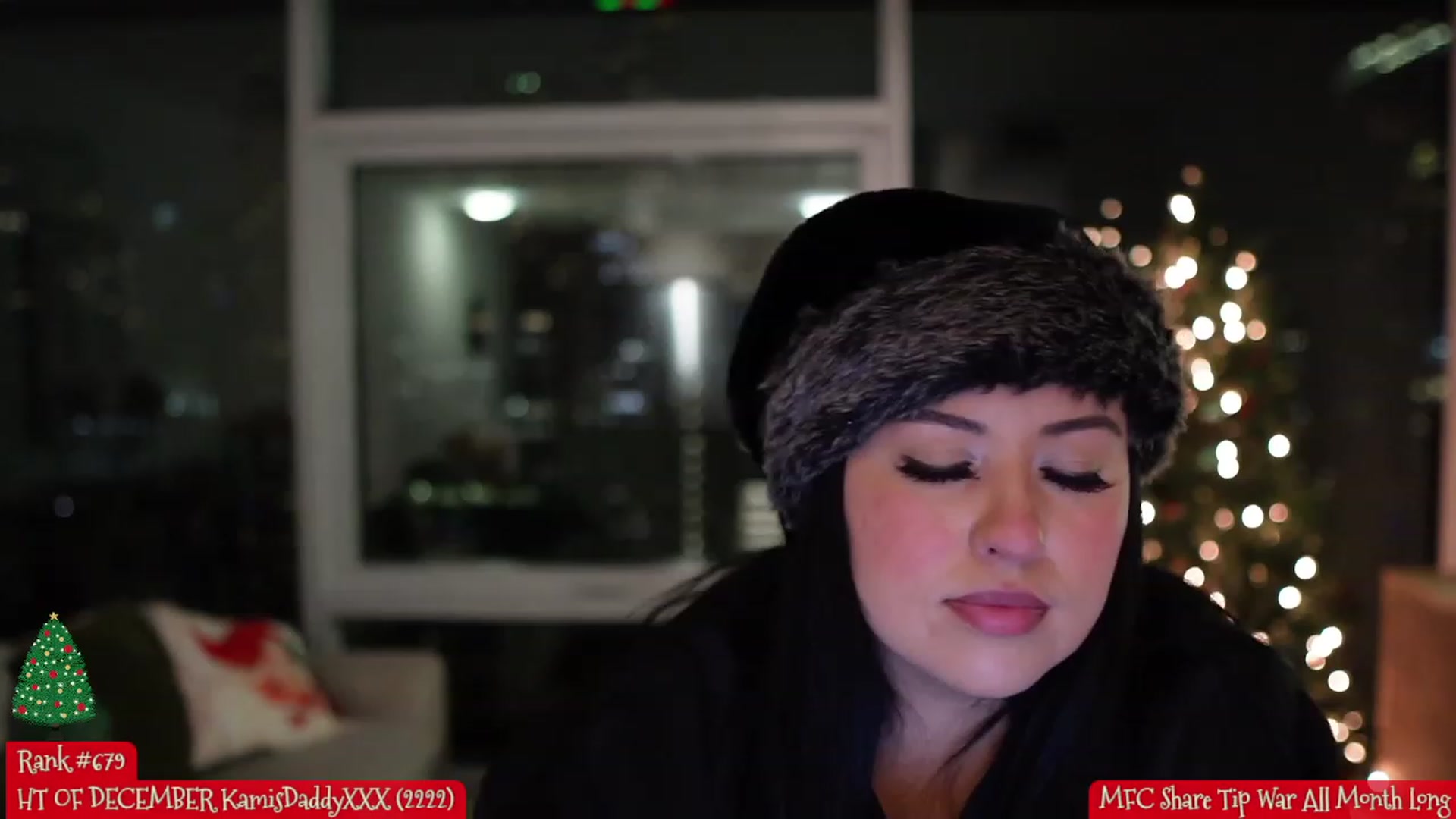 Gallery image thumbnail from Kamila__'s myfreecams stream on, 12/05/2023, 24:59 image 17 of 20
