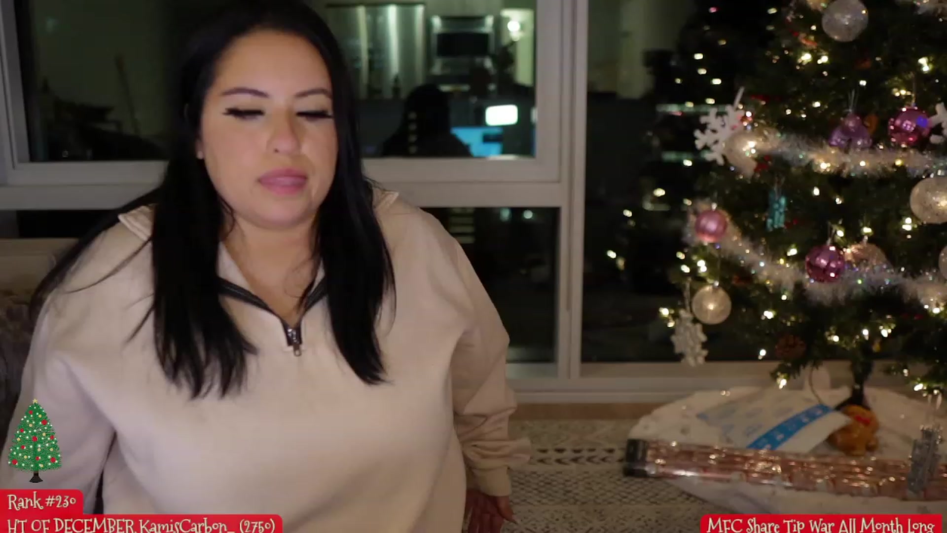 Gallery image thumbnail from Kamila__'s myfreecams stream on, 12/07/2023, 08:58 image 10 of 20