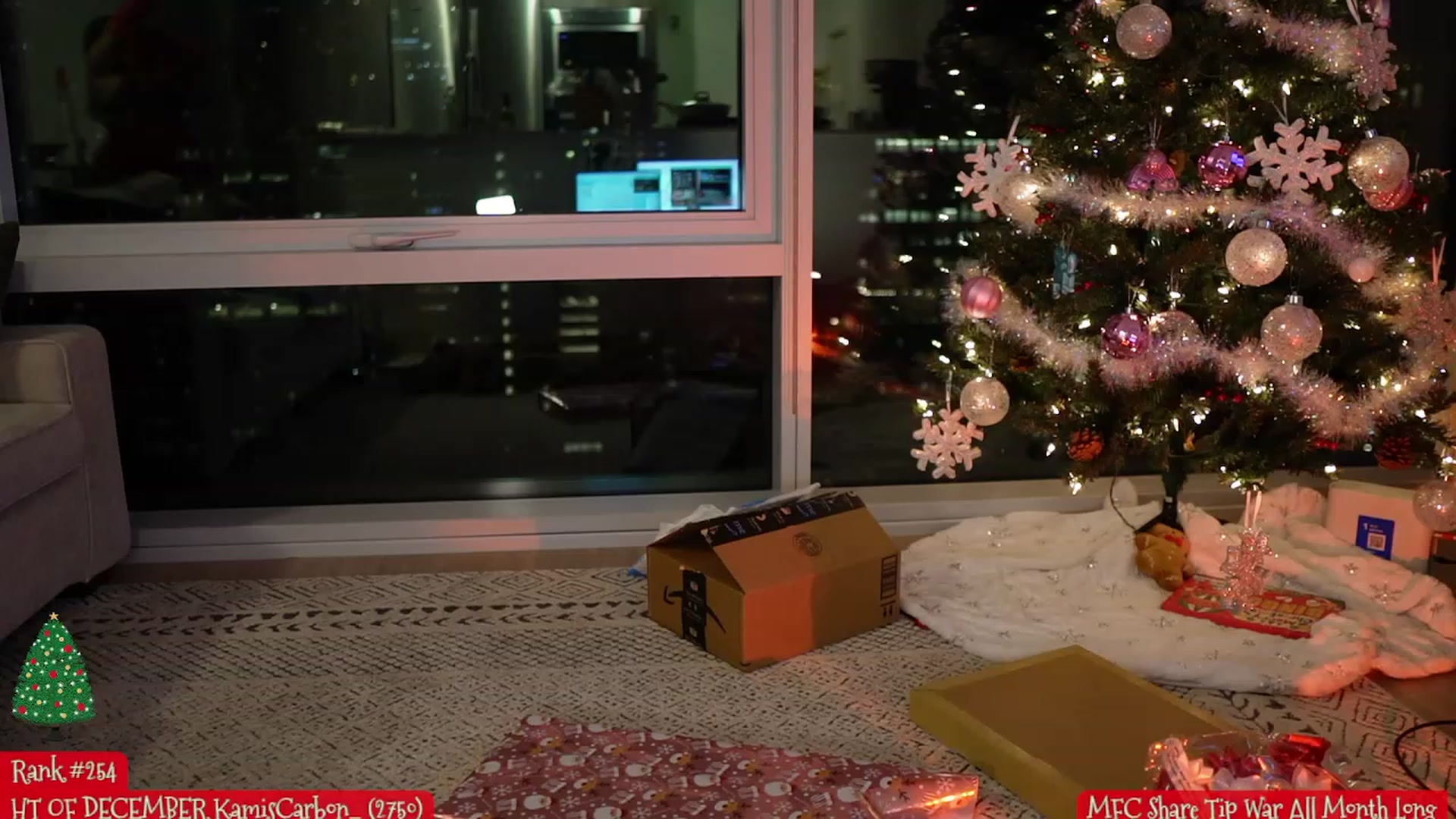 Gallery image thumbnail from Kamila__'s myfreecams stream on, 12/12/2023, 03:33 image 8 of 20