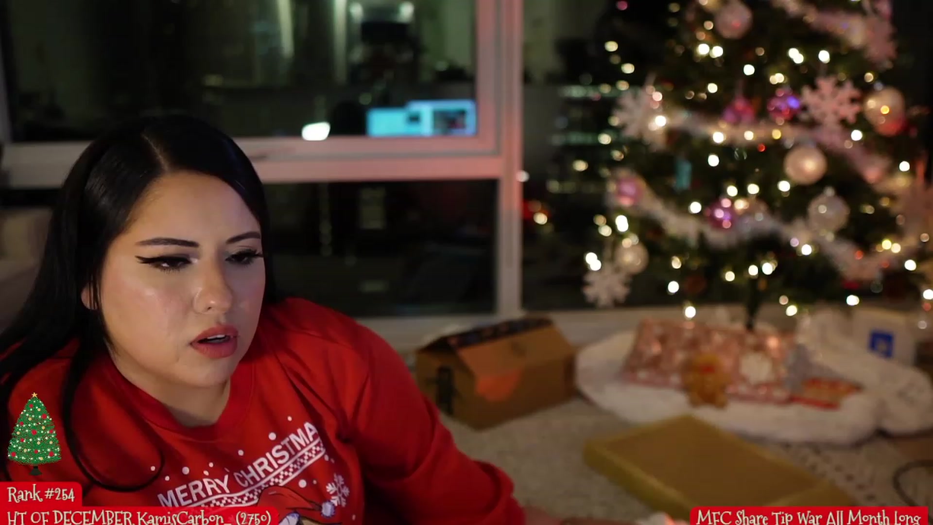Gallery image thumbnail from Kamila__'s myfreecams stream on, 12/12/2023, 03:33 image 17 of 20