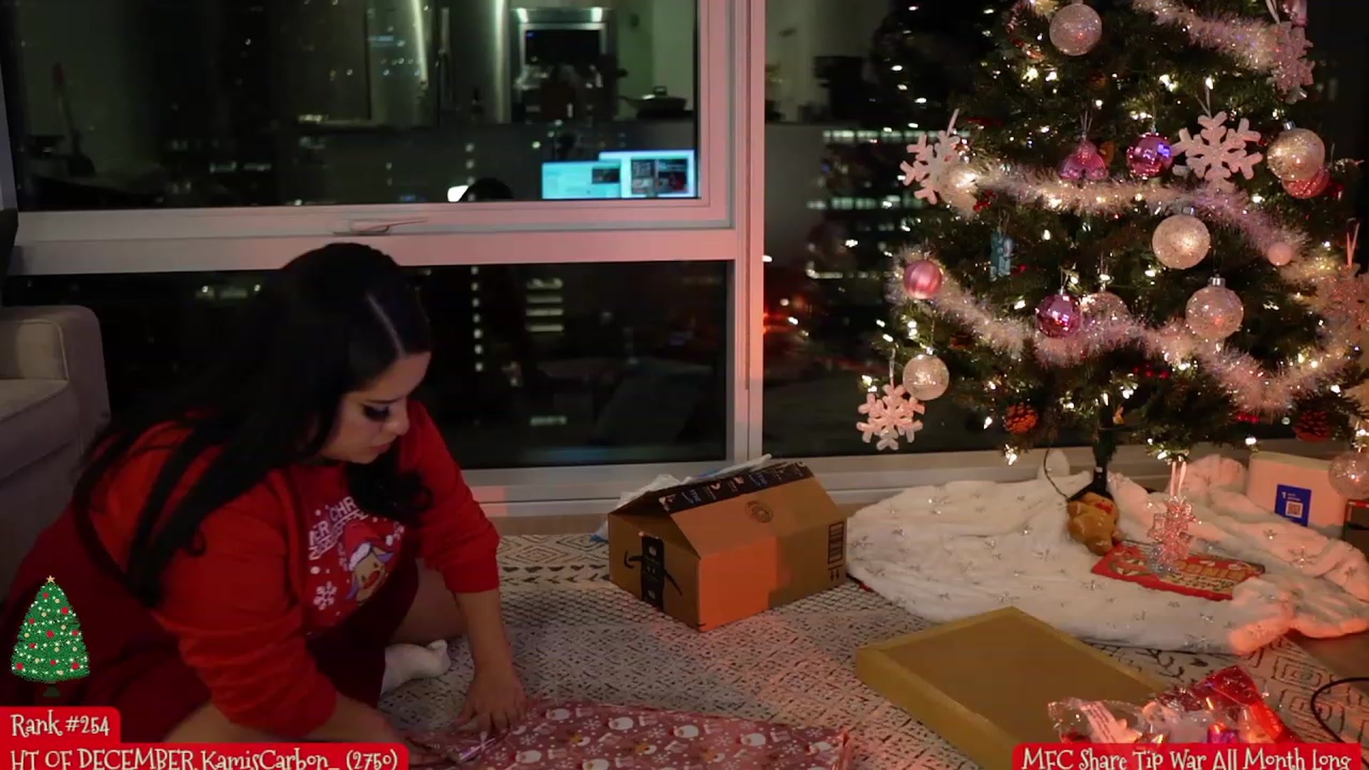 Gallery image thumbnail from Kamila__'s myfreecams stream on, 12/12/2023, 03:33 image 9 of 20