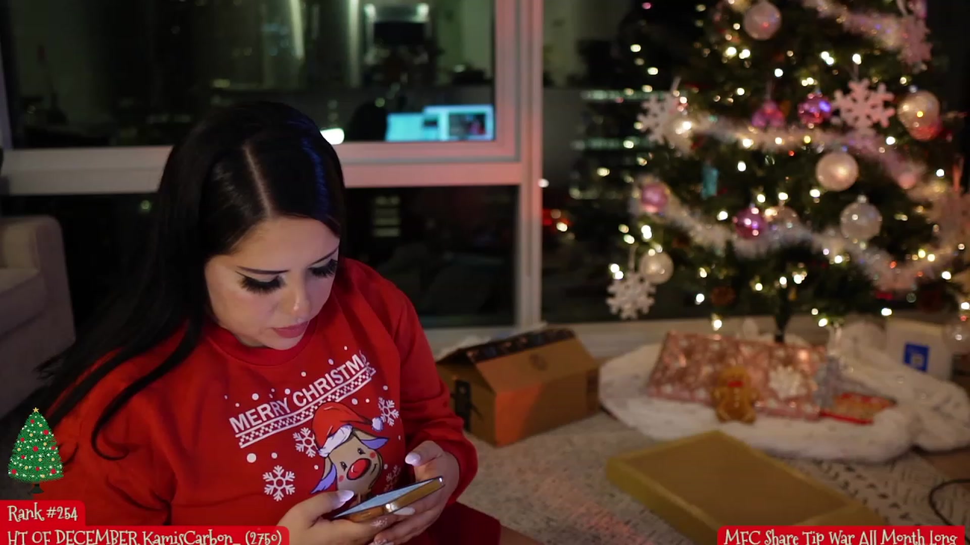 Gallery image thumbnail from Kamila__'s myfreecams stream on, 12/12/2023, 03:33 image 13 of 20