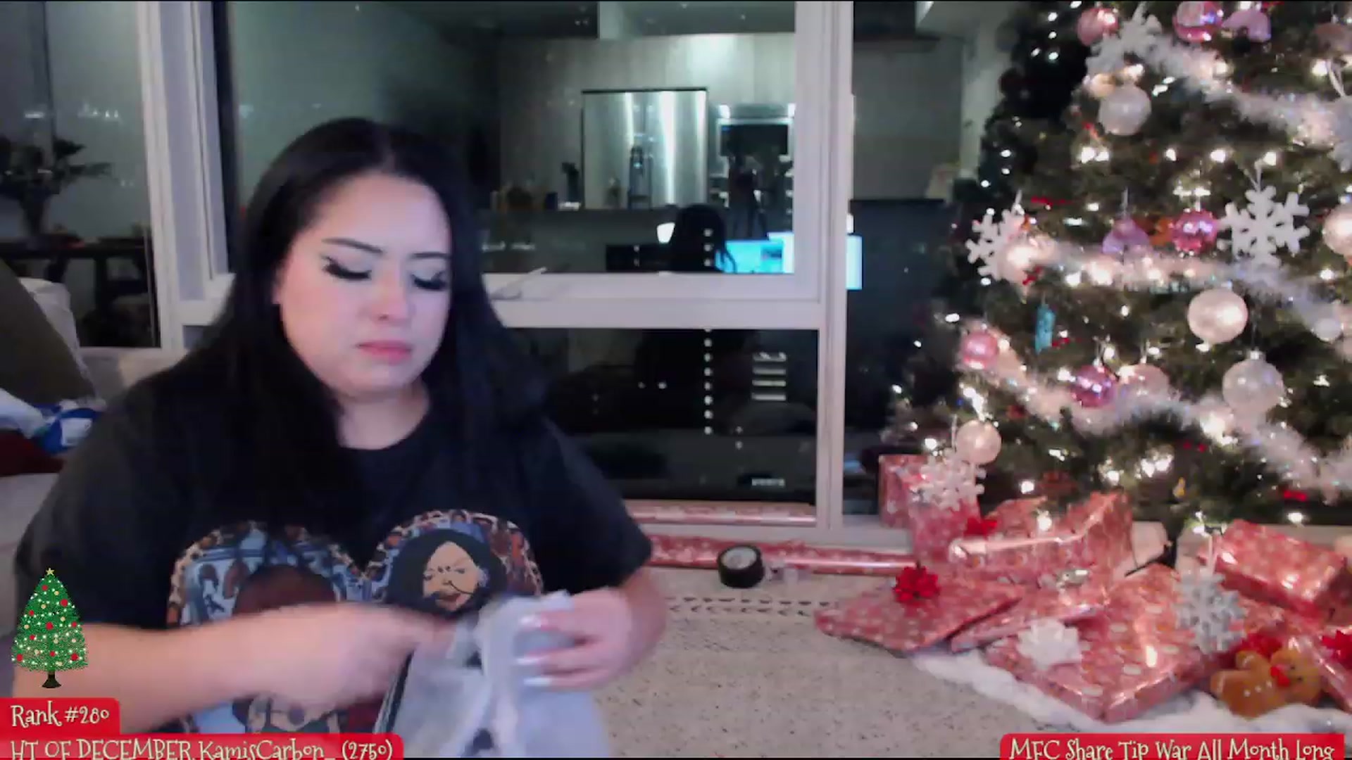 Gallery image thumbnail from Kamila__'s myfreecams stream on, 12/15/2023, 06:18 image 15 of 20