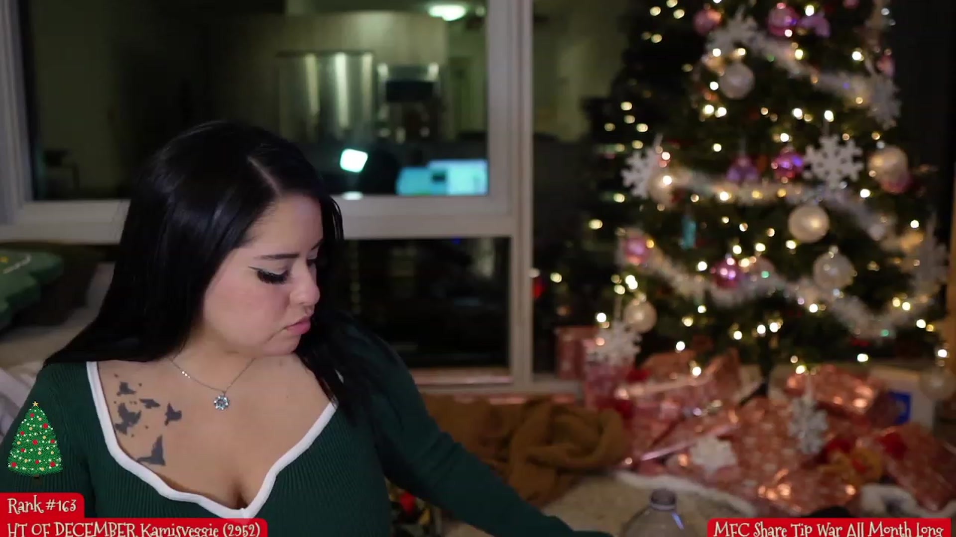 Gallery image thumbnail from Kamila__'s myfreecams stream on, 12/17/2023, 10:11 image 17 of 20