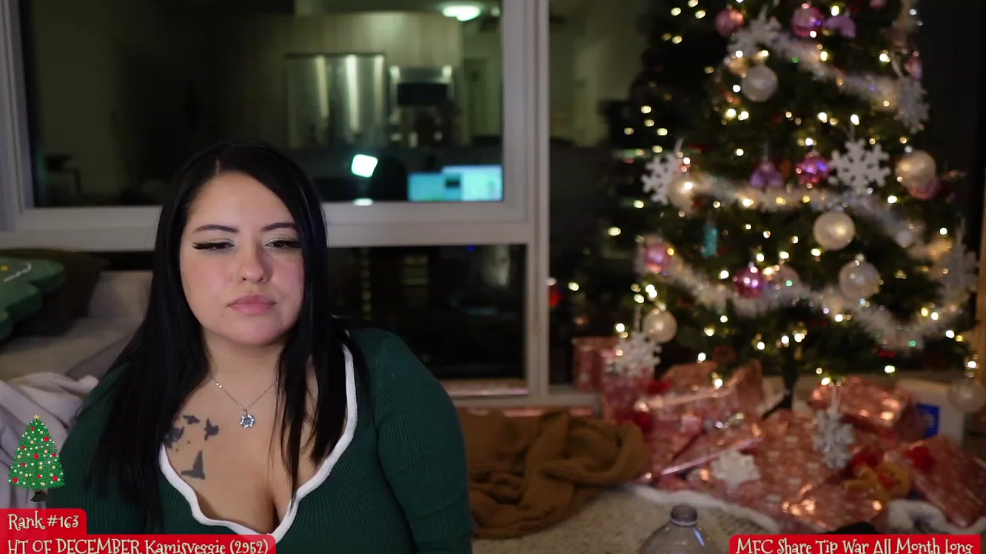 Gallery image thumbnail from Kamila__'s myfreecams stream on, 12/17/2023, 10:11 image 16 of 20