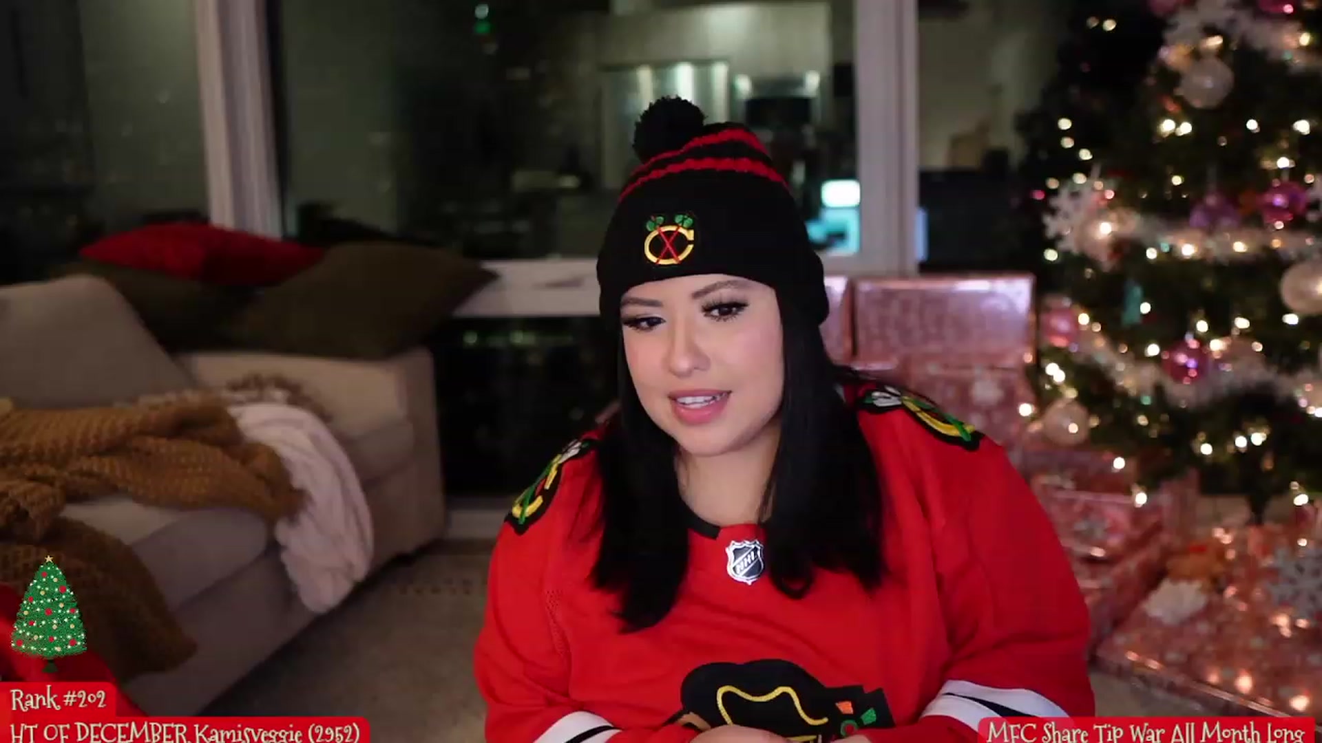 Gallery image thumbnail from Kamila__'s myfreecams stream on, 12/20/2023, 24:02 image 6 of 20