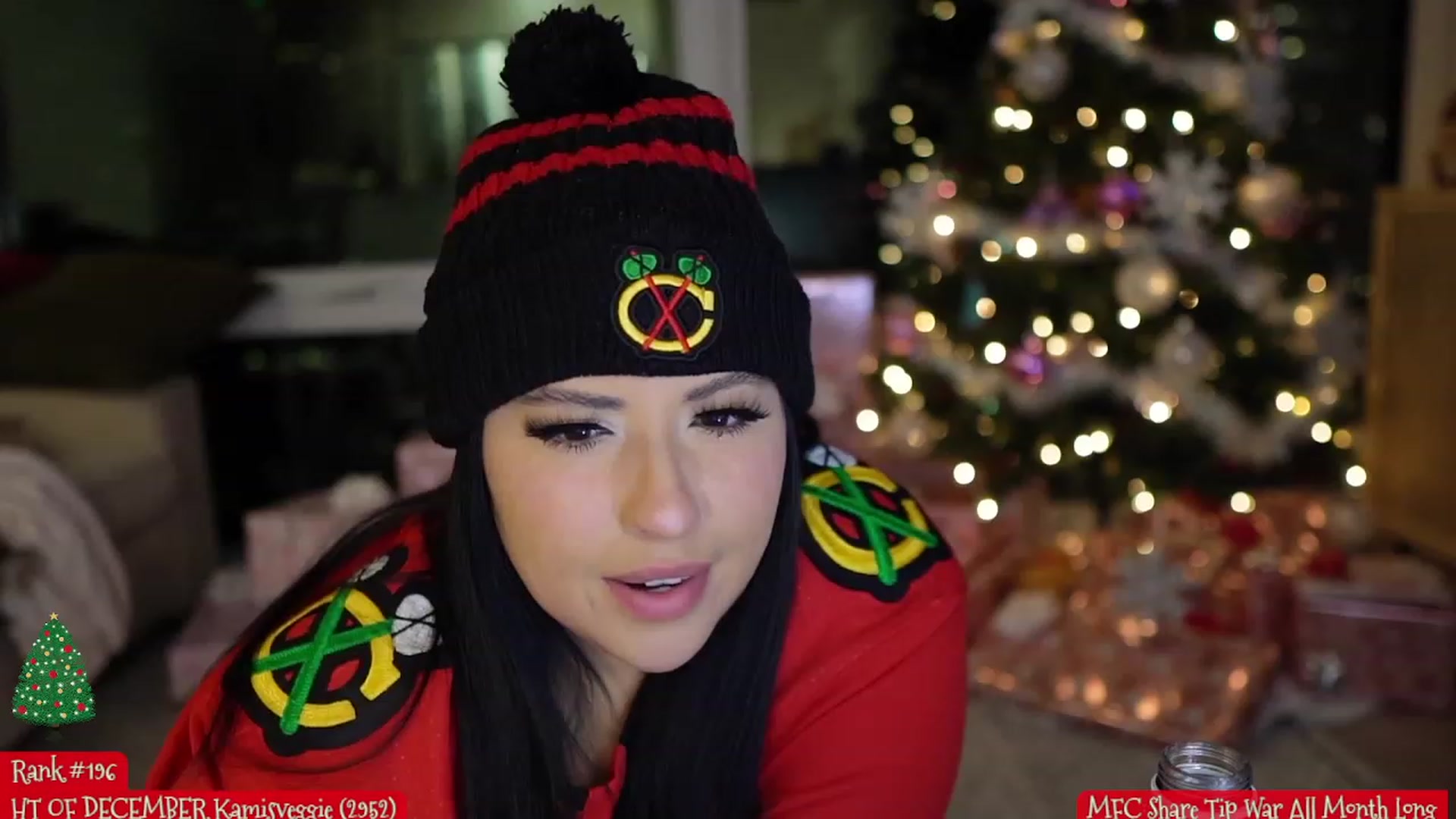 Gallery image thumbnail from Kamila__'s myfreecams stream on, 12/20/2023, 24:02 image 18 of 20