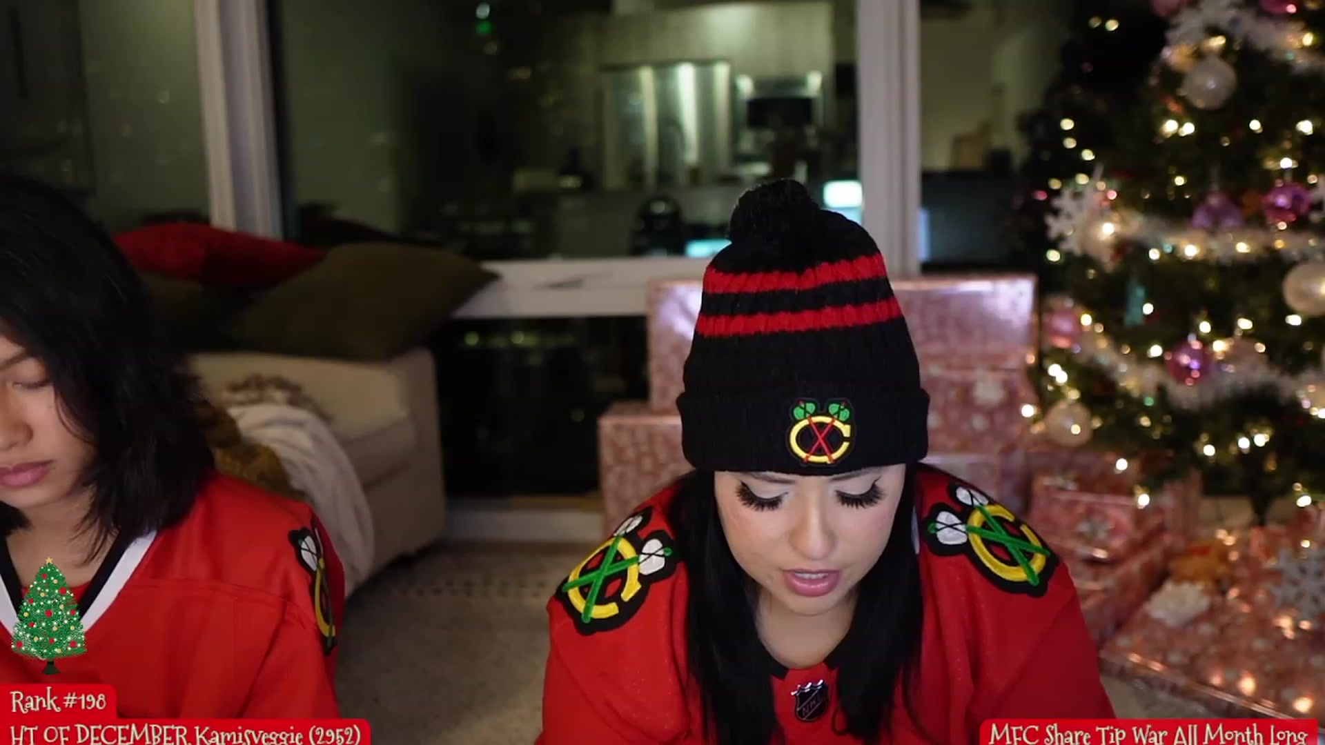 Gallery image thumbnail from Kamila__'s myfreecams stream on, 12/20/2023, 24:02 image 10 of 20