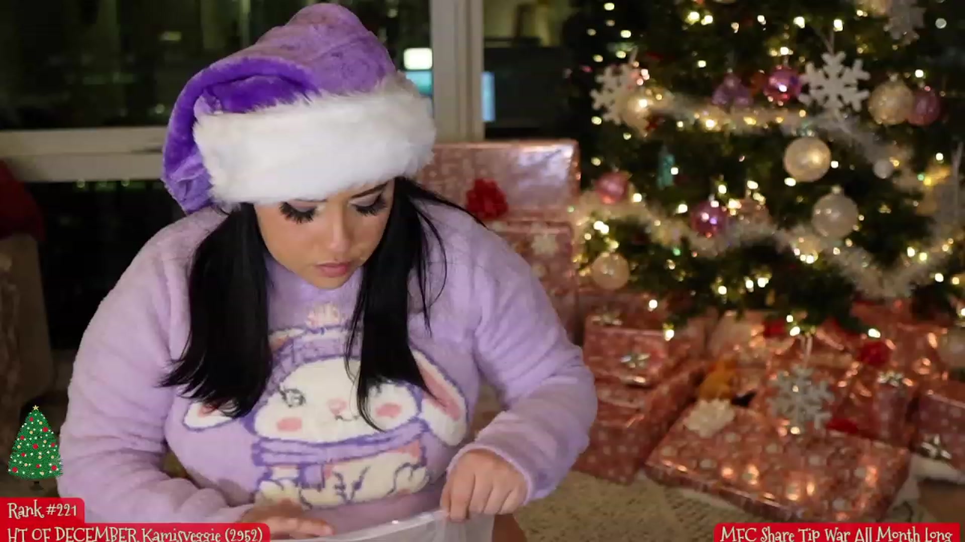 Gallery image thumbnail from Kamila__'s myfreecams stream on, 12/22/2023, 01:55 image 1 of 20