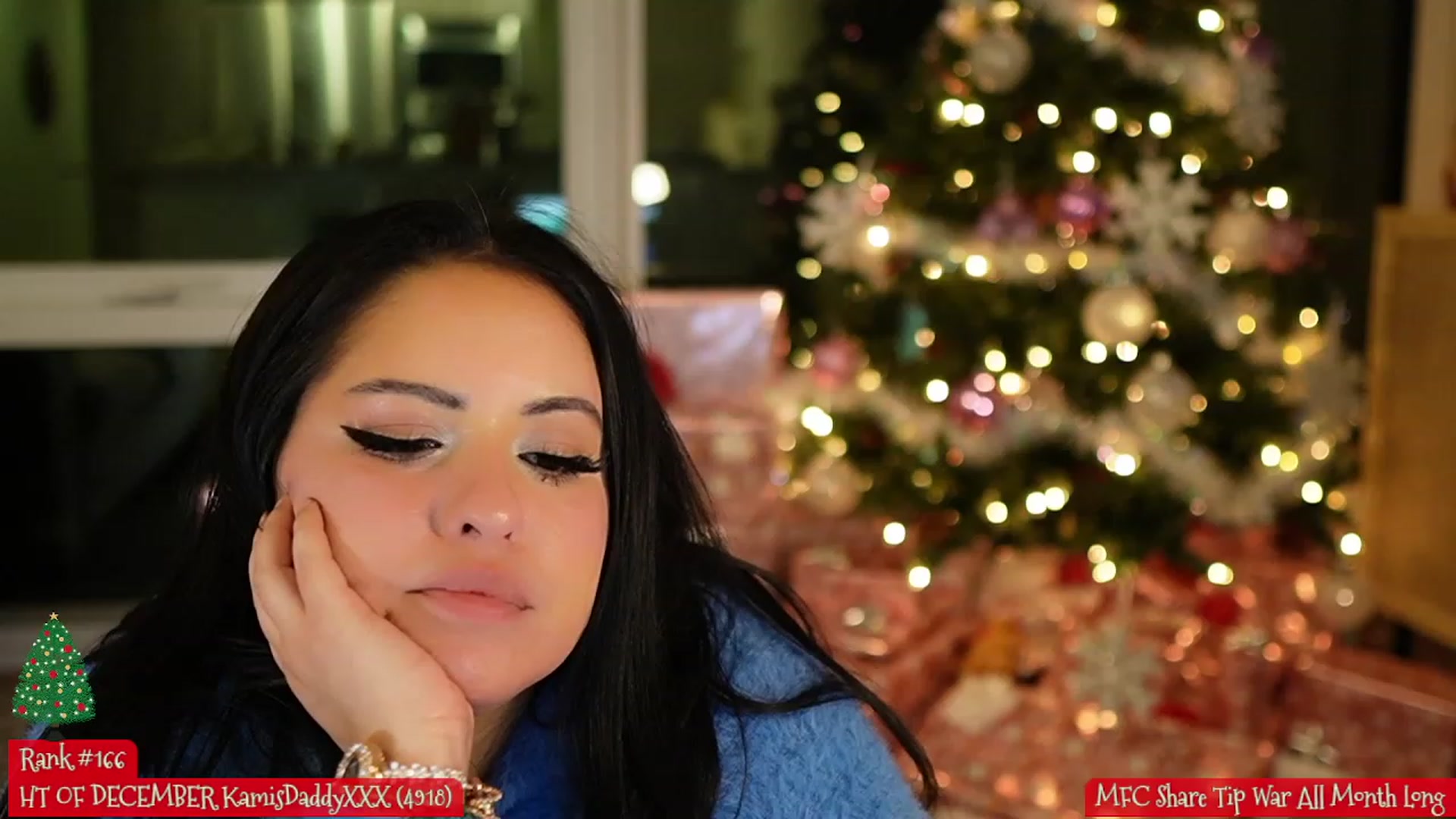 Gallery image thumbnail from Kamila__'s myfreecams stream on, 12/23/2023, 09:00 image 3 of 20