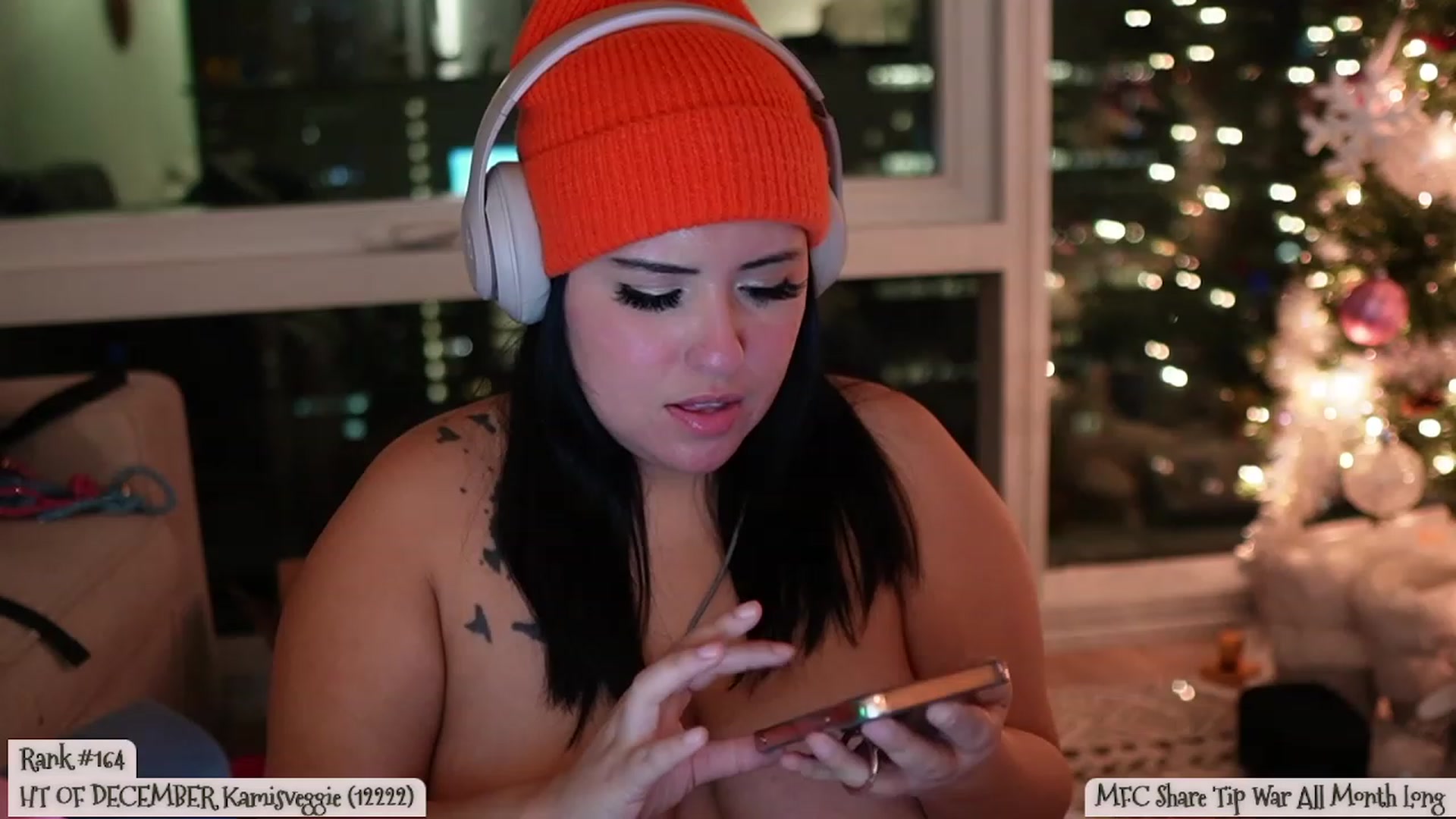 Gallery image thumbnail from Kamila__'s myfreecams stream on, 12/29/2023, 09:01 image 19 of 20