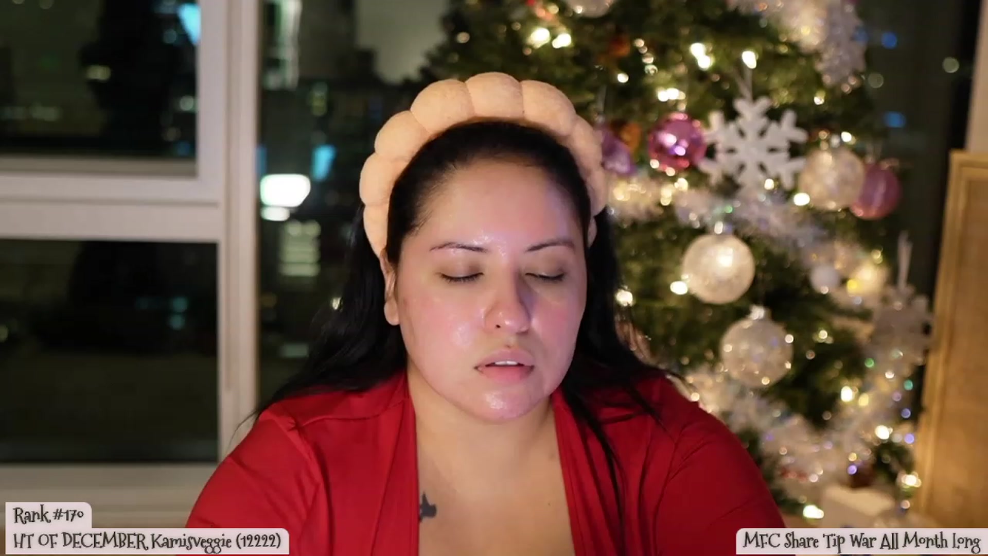 Gallery image thumbnail from Kamila__'s myfreecams stream on, 12/30/2023, 03:03 image 1 of 20