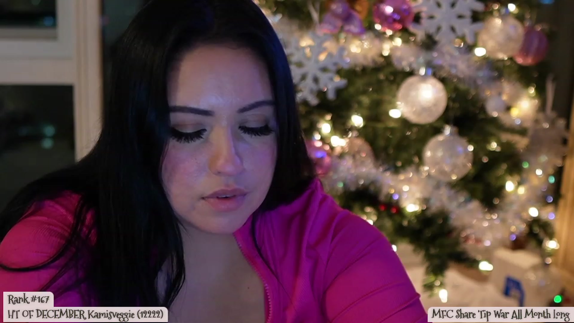 Gallery image thumbnail from Kamila__'s myfreecams stream on, 12/30/2023, 10:04 image 3 of 20