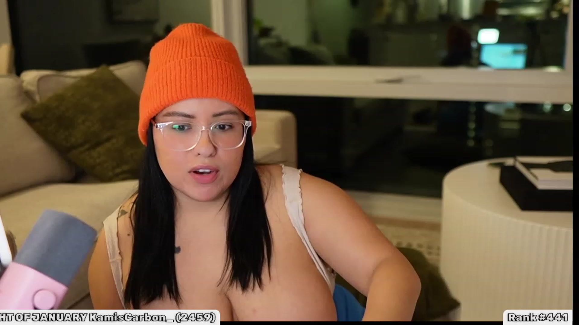 Gallery image thumbnail from Kamila__'s myfreecams stream on, 01/07/2024, 08:27 image 17 of 20