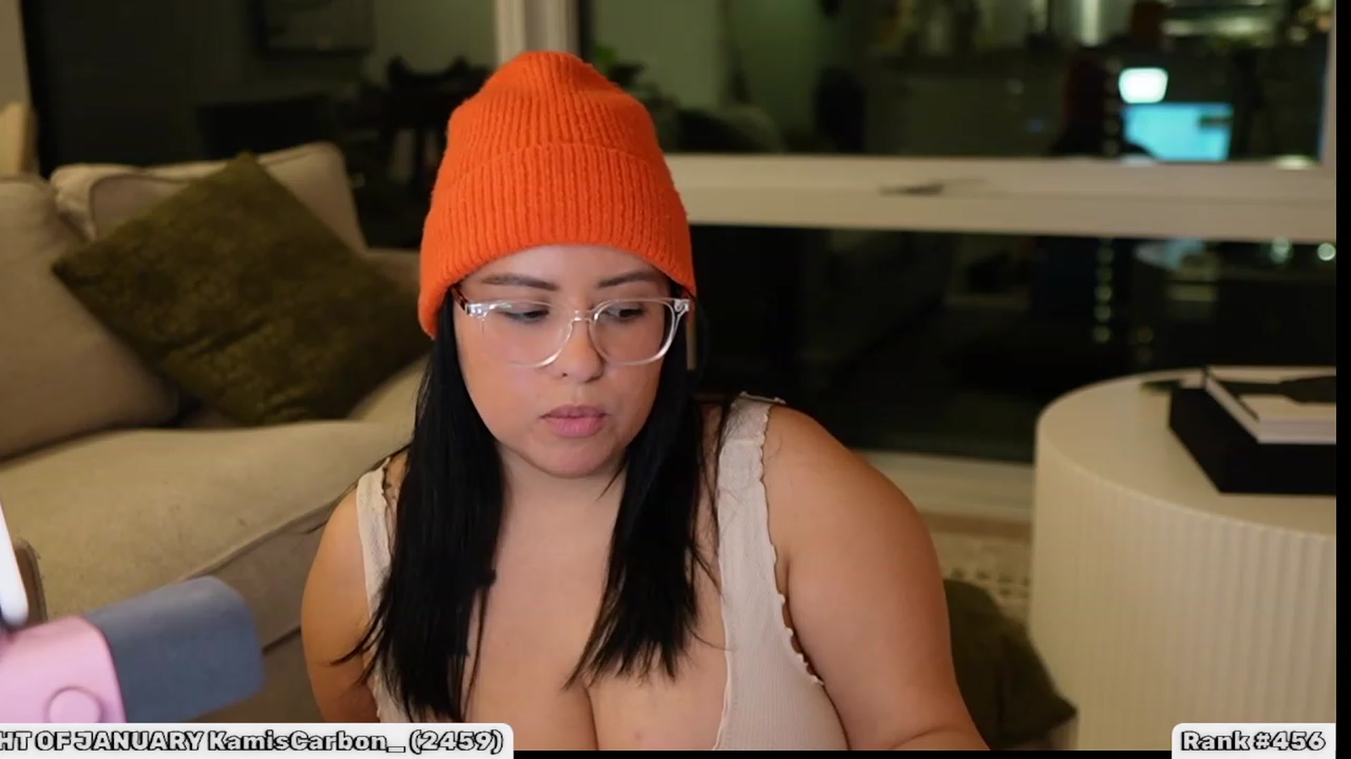 Gallery image thumbnail from Kamila__'s myfreecams stream on, 01/07/2024, 08:27 image 11 of 20