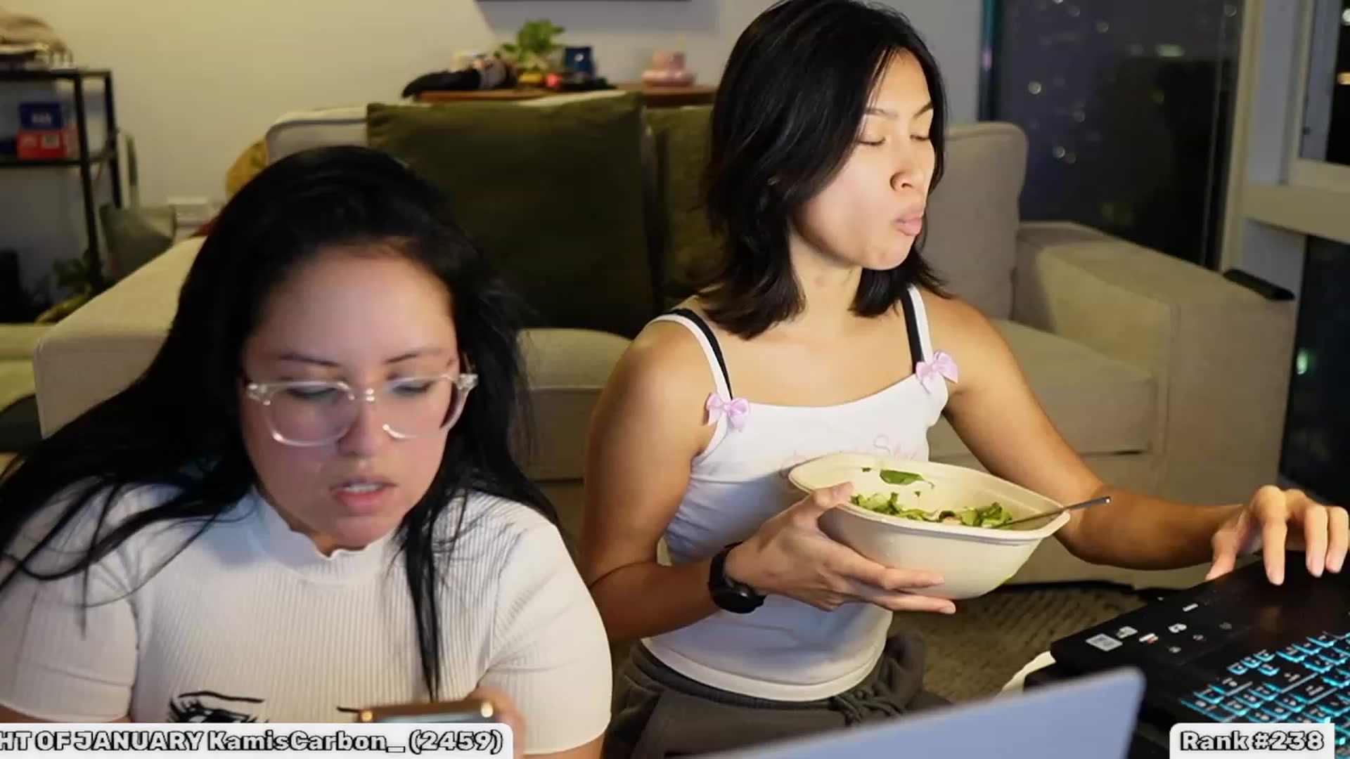 Gallery image thumbnail from Kamila__'s myfreecams stream on, 01/08/2024, 23:52 image 2 of 20