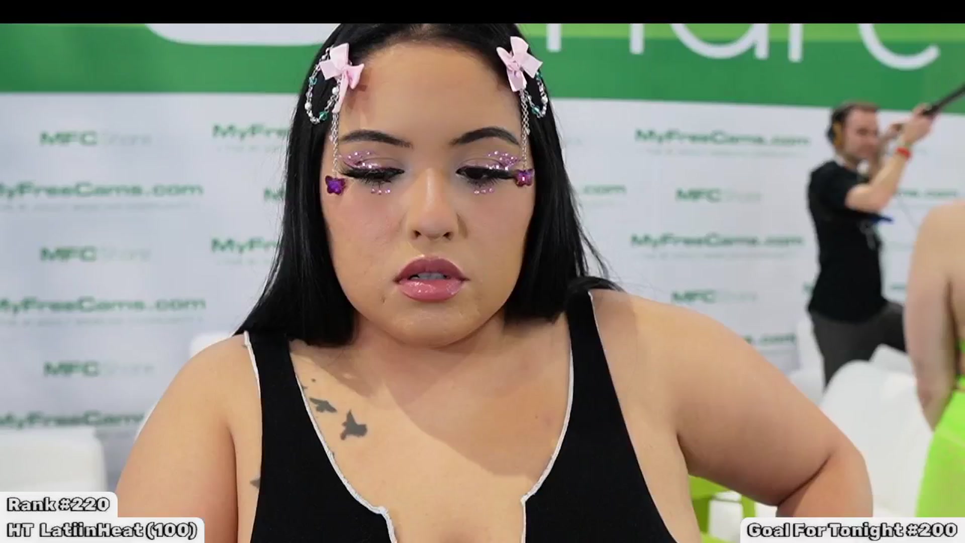 Gallery image thumbnail from Kamila__'s myfreecams stream on, 01/26/2024, 03:40 image 1 of 20