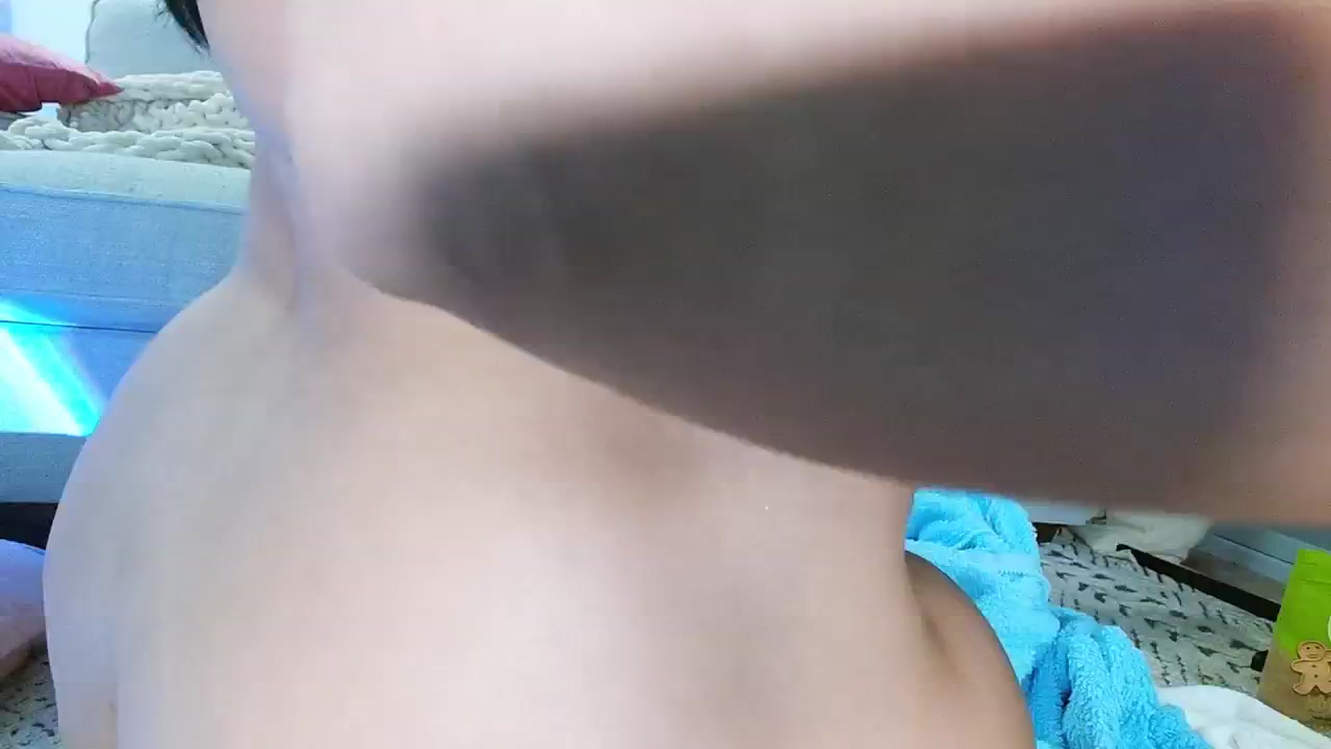 Gallery image thumbnail from Kamila__'s myfreecams stream on, 02/21/2024, 08:55 image 20 of 20