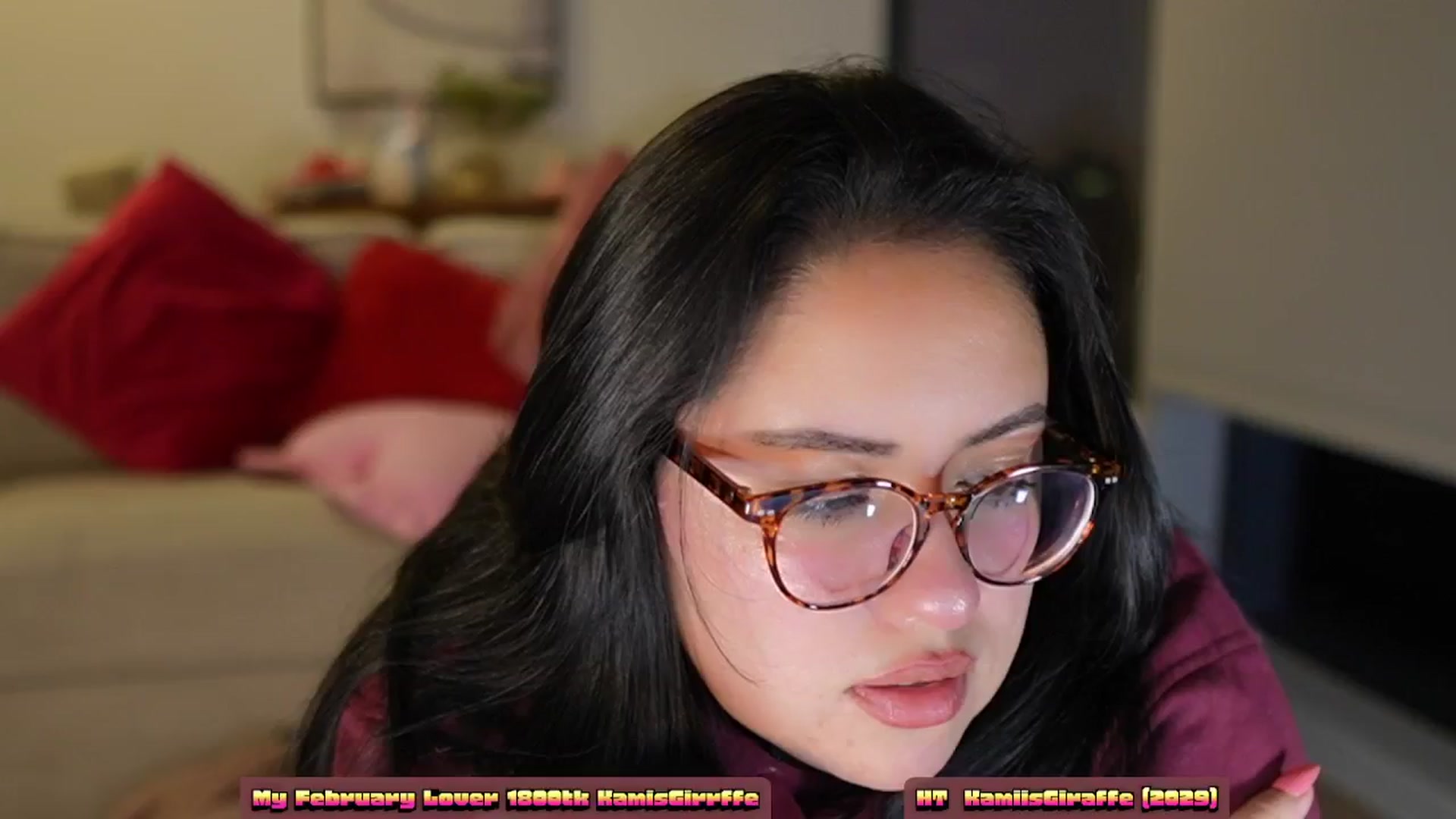 Gallery image thumbnail from Kamila__'s myfreecams stream on, 03/02/2024, 10:32 image 10 of 20