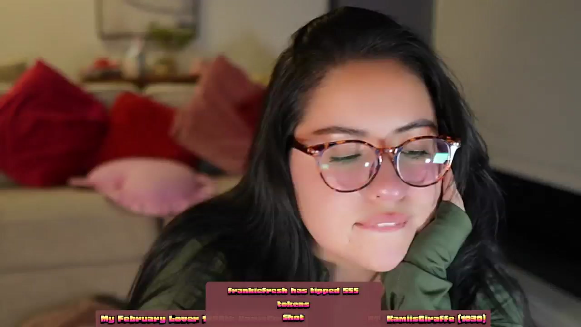 Gallery image thumbnail from Kamila__'s myfreecams stream on, 03/02/2024, 10:32 image 5 of 20
