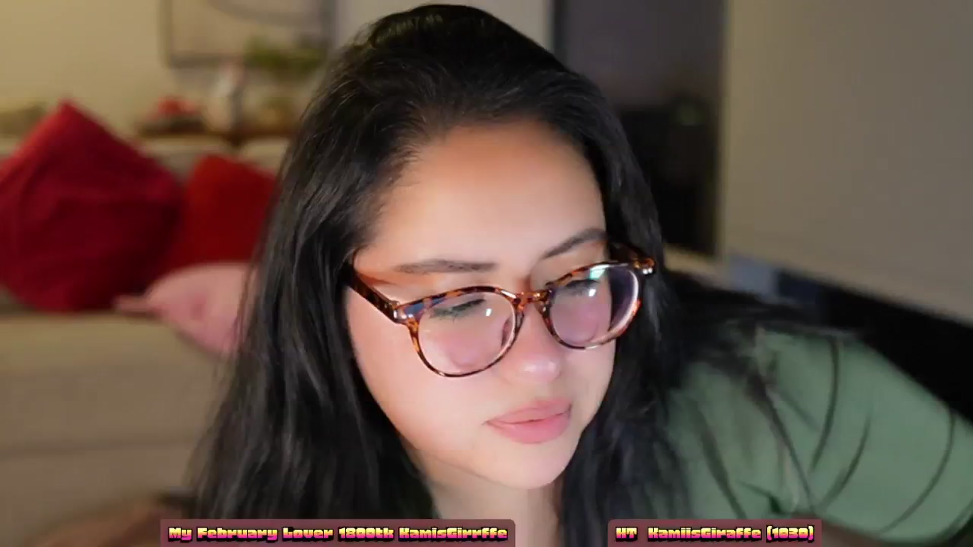 Gallery image thumbnail from Kamila__'s myfreecams stream on, 03/02/2024, 10:32 image 7 of 20