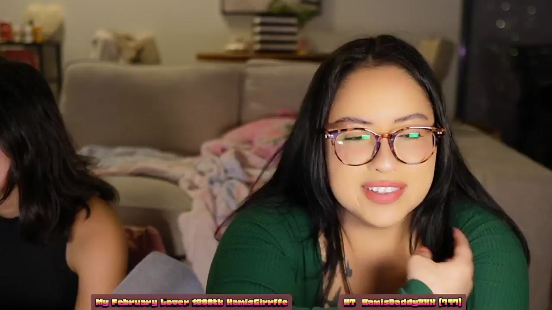Gallery image thumbnail from Kamila__'s myfreecams stream on, 03/05/2024, 01:48 image 18 of 20