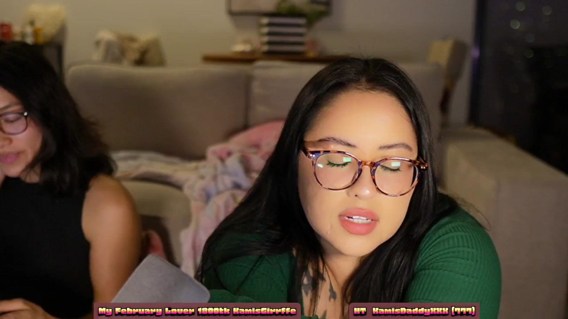 Gallery image thumbnail from Kamila__'s myfreecams stream on, 03/05/2024, 02:17 image 1 of 20