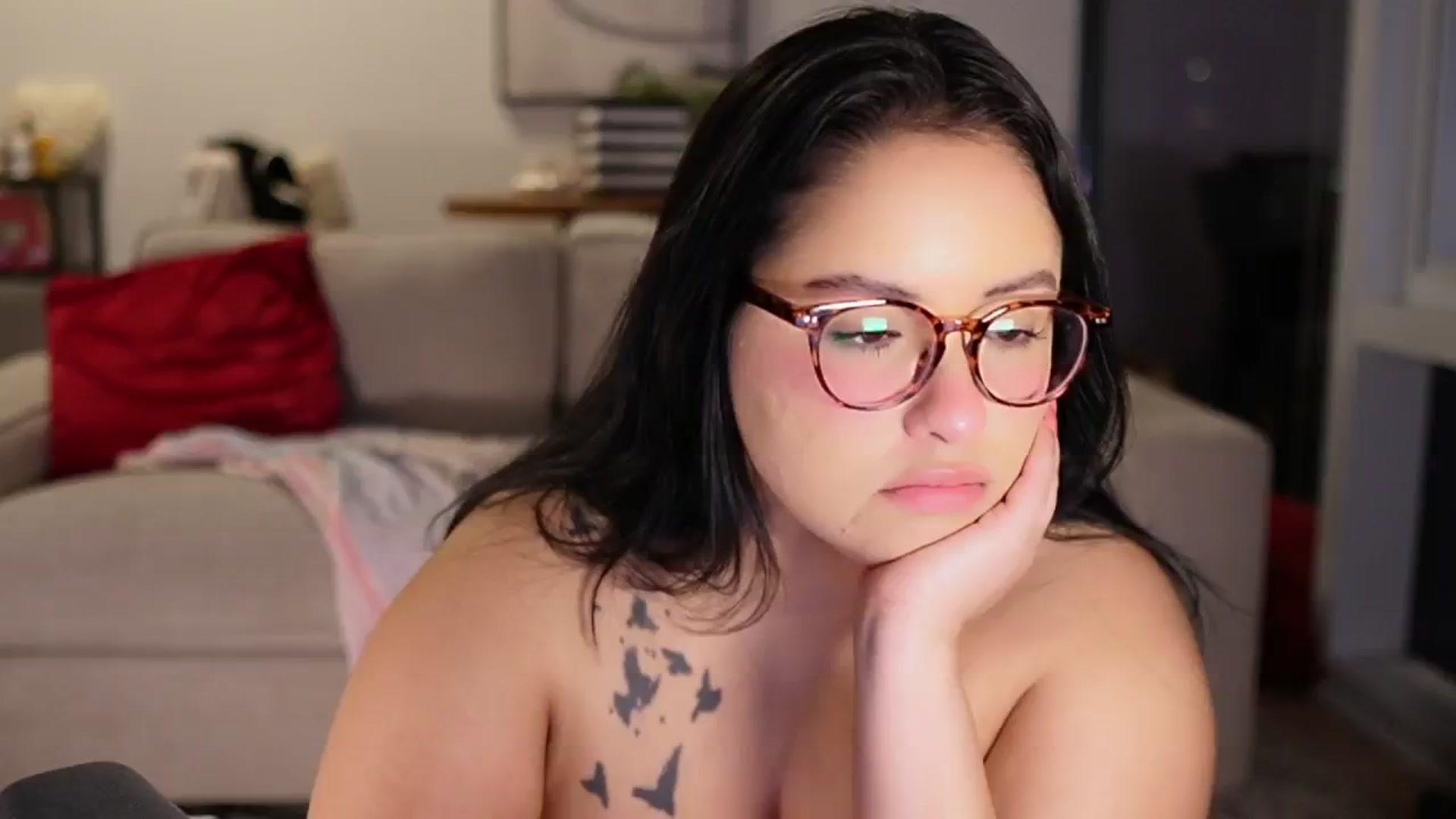Gallery image thumbnail from Kamila__'s myfreecams stream on, 03/05/2024, 09:41 image 18 of 20
