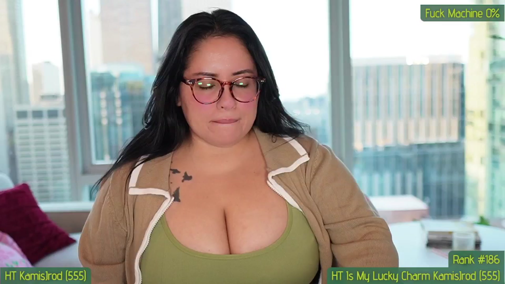 Gallery image thumbnail from Kamila__'s myfreecams stream on, 03/11/2024, 24:01 image 7 of 20