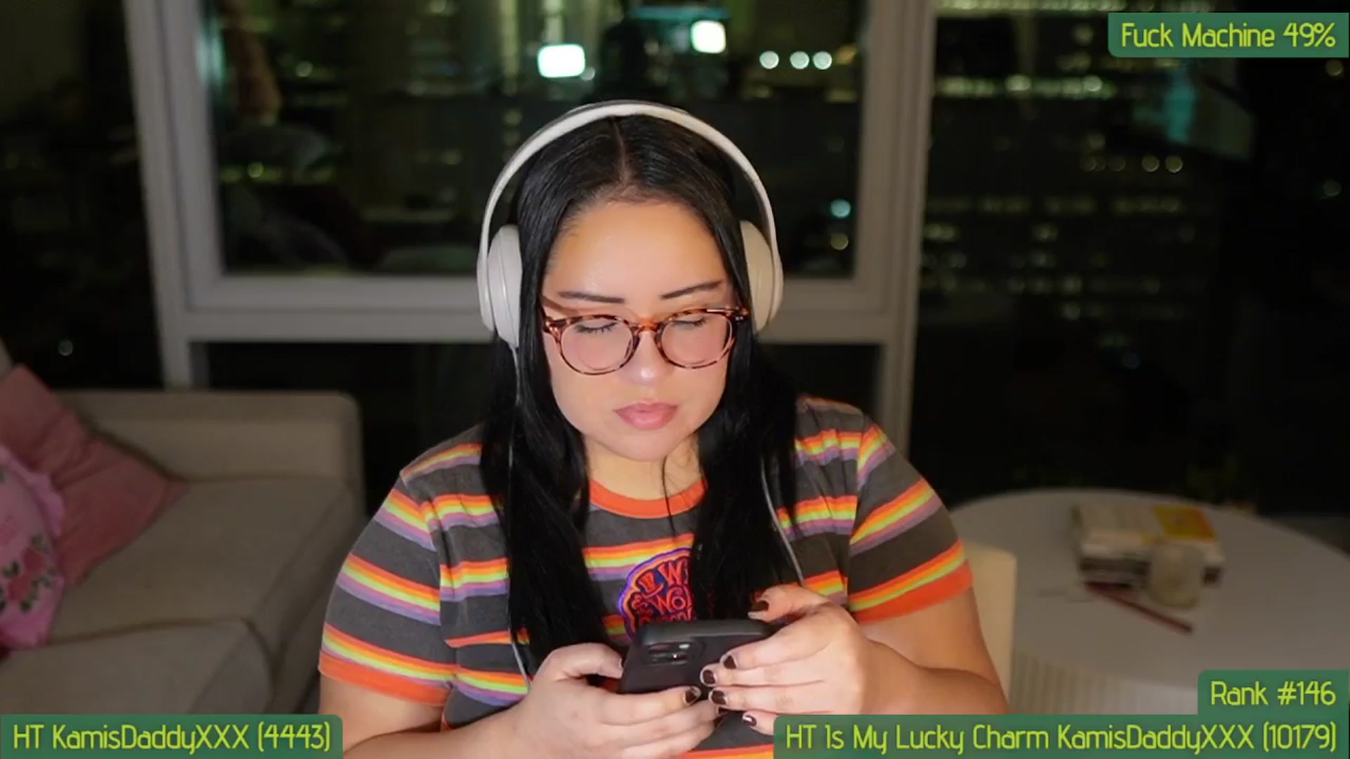 Gallery image thumbnail from Kamila__'s myfreecams stream on, 03/15/2024, 24:56 image 14 of 20
