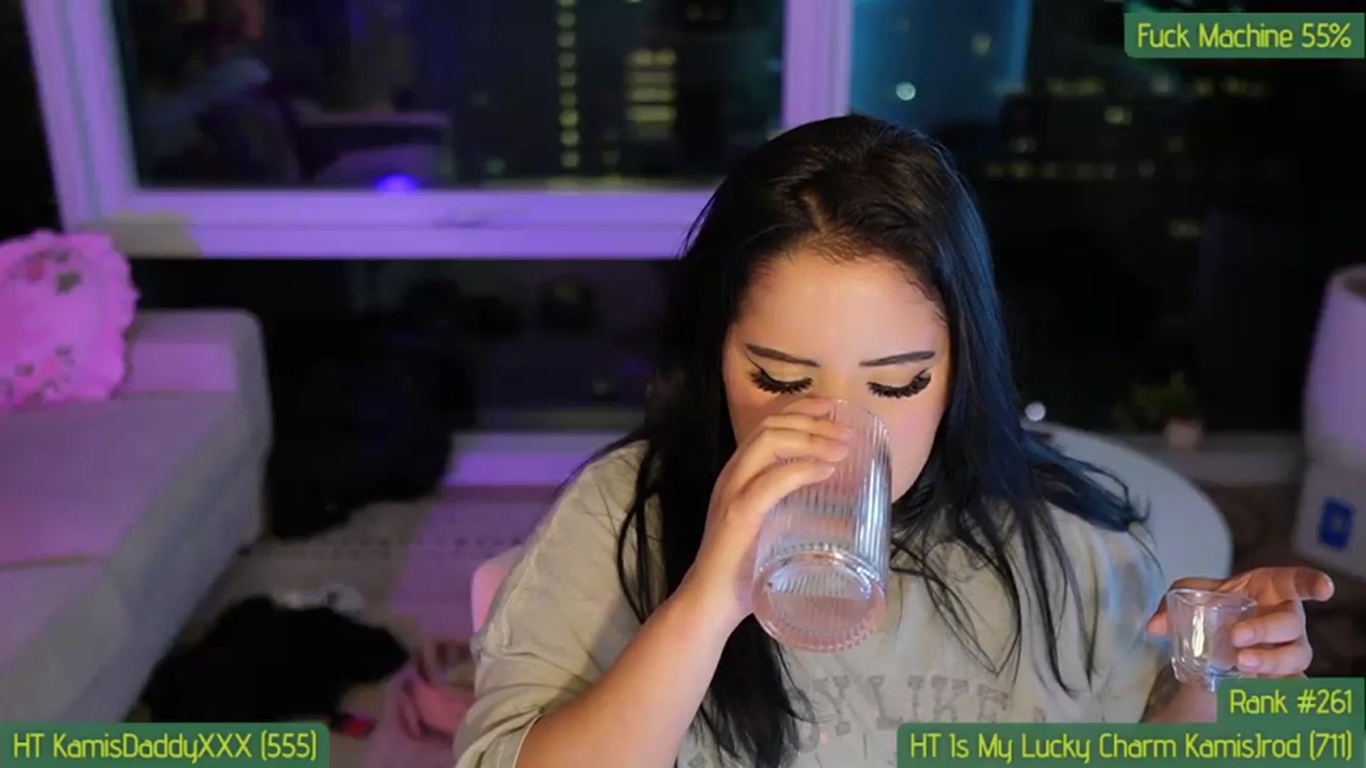 Gallery image thumbnail from Kamila__'s myfreecams stream on, 03/30/2024, 11:13 image 4 of 20