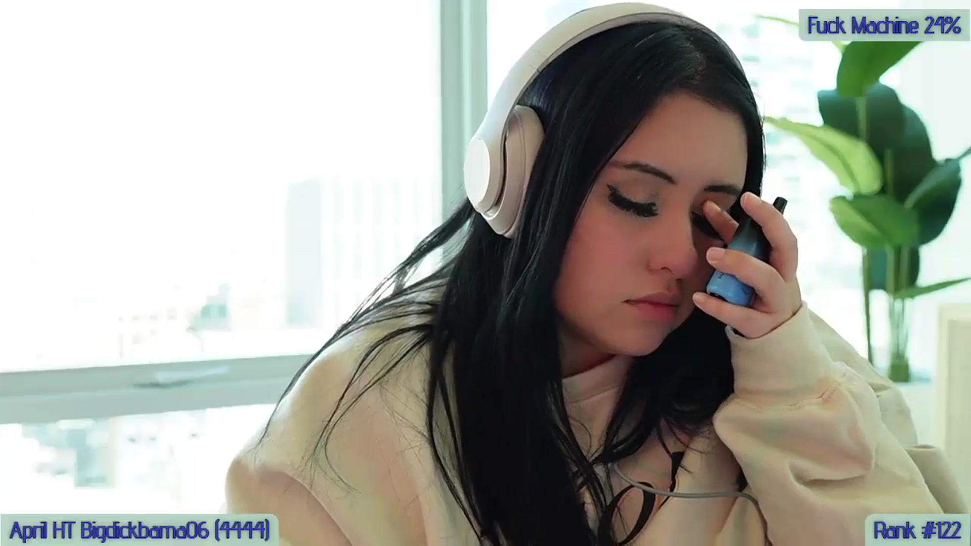 Gallery image thumbnail from Kamila__'s myfreecams stream on, 04/06/2024, 15:45 image 19 of 20