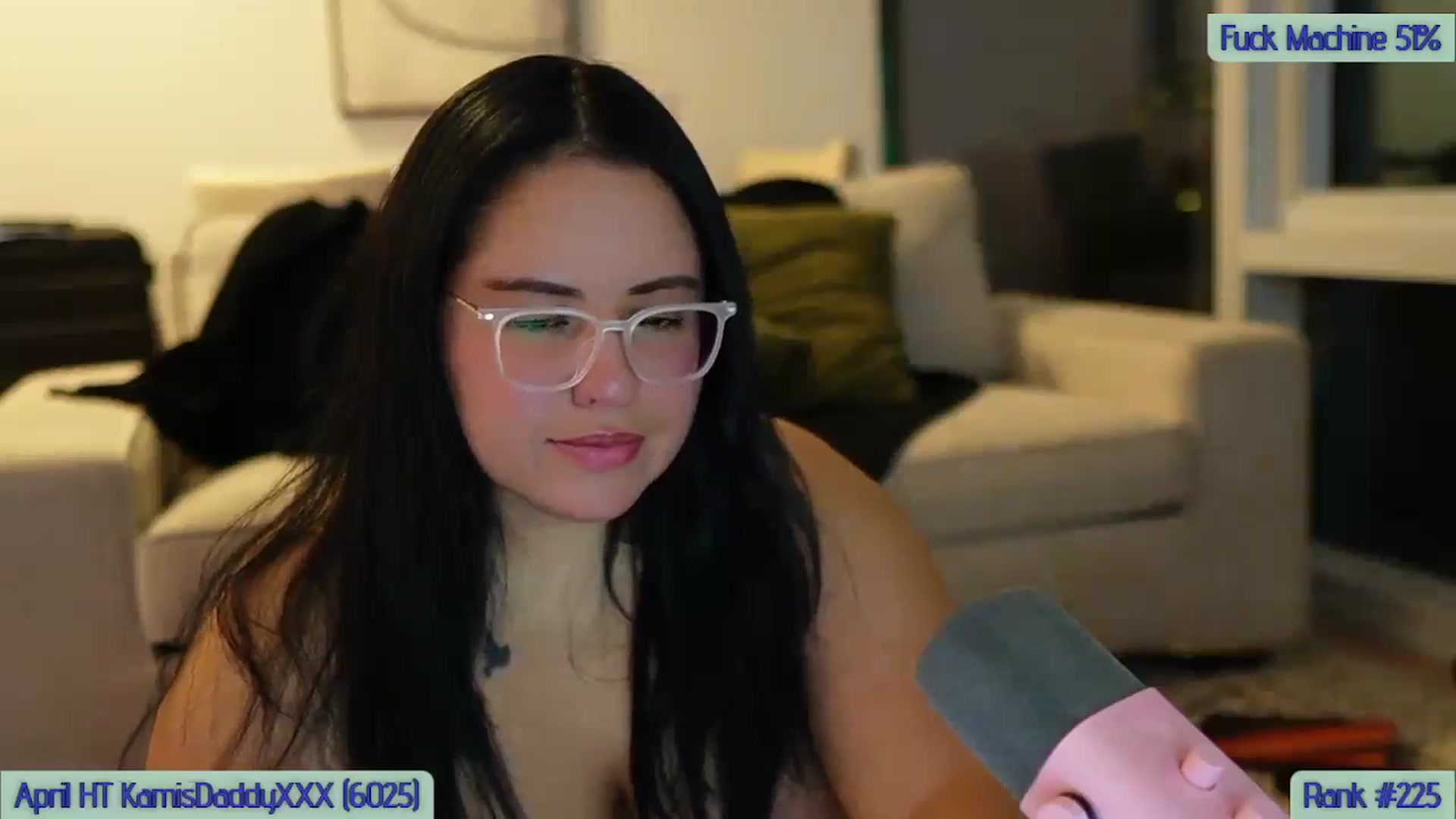 Gallery image thumbnail from Kamila__'s myfreecams stream on, 04/19/2024, 06:22 image 4 of 20