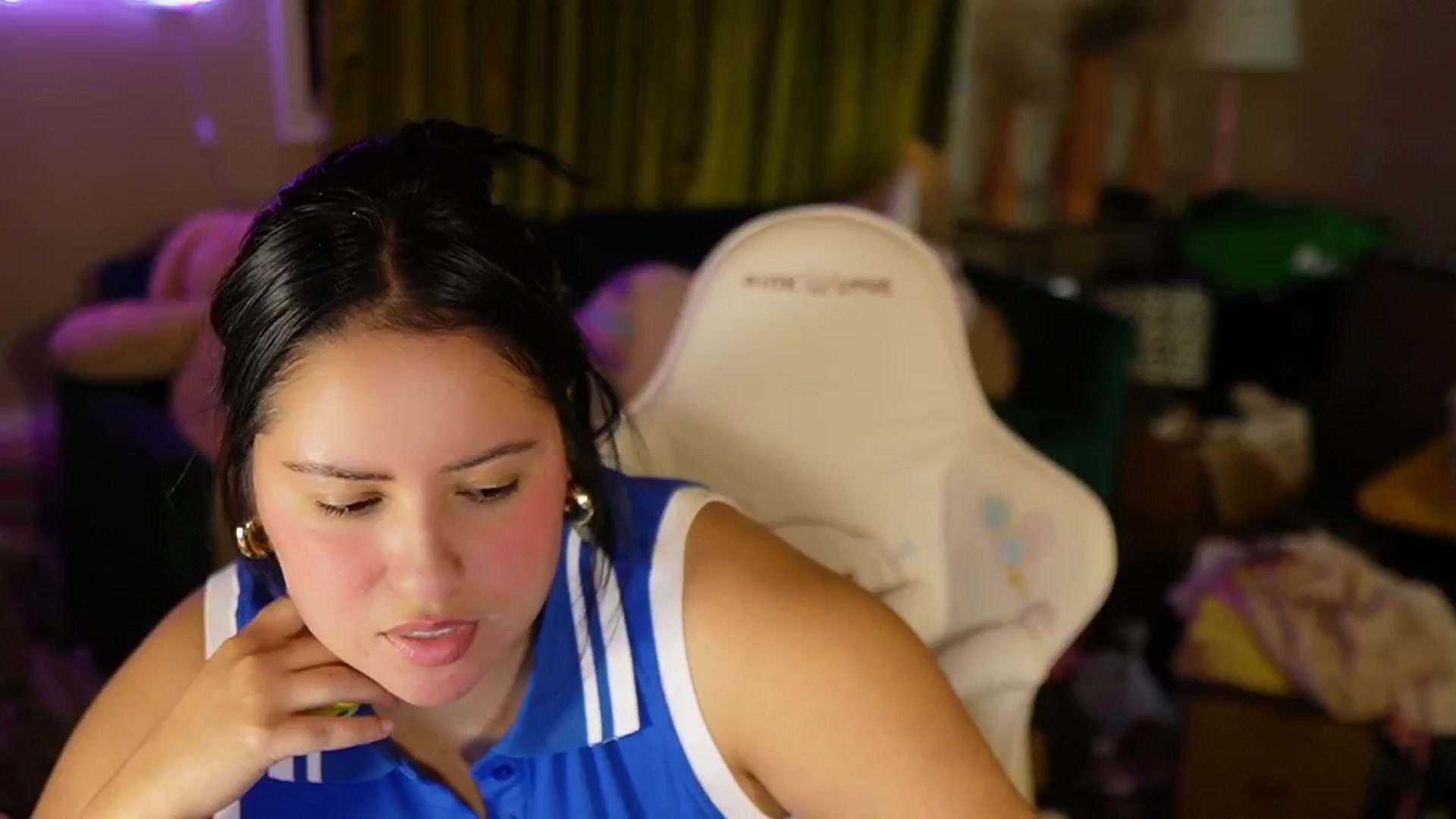 Gallery image thumbnail from Kamila__'s myfreecams stream on, 05/16/2024, 02:17 image 9 of 20