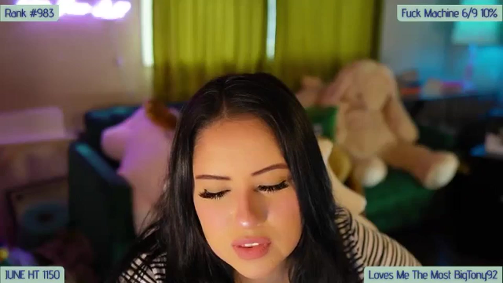 Gallery image thumbnail from Kamila__'s myfreecams stream on, 06/03/2024, 21:04 image 9 of 20