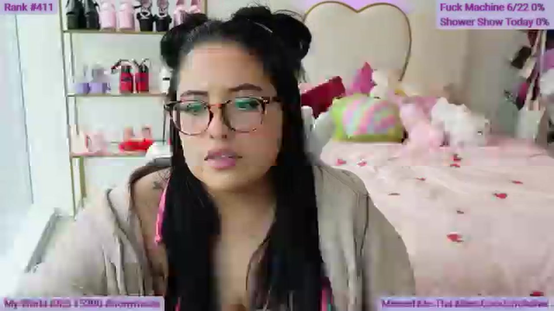 Gallery image thumbnail from Kamila__'s myfreecams stream on, 06/15/2024, 17:41 image 16 of 20