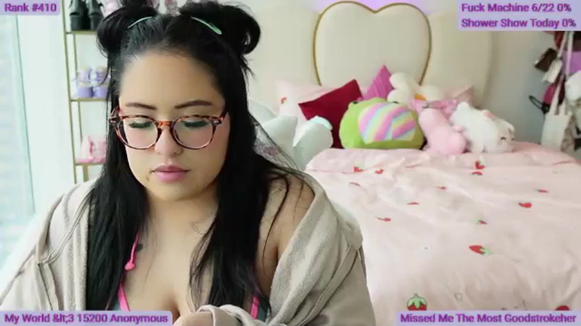 Gallery image thumbnail from Kamila__'s myfreecams stream on, 06/15/2024, 17:41 image 20 of 20
