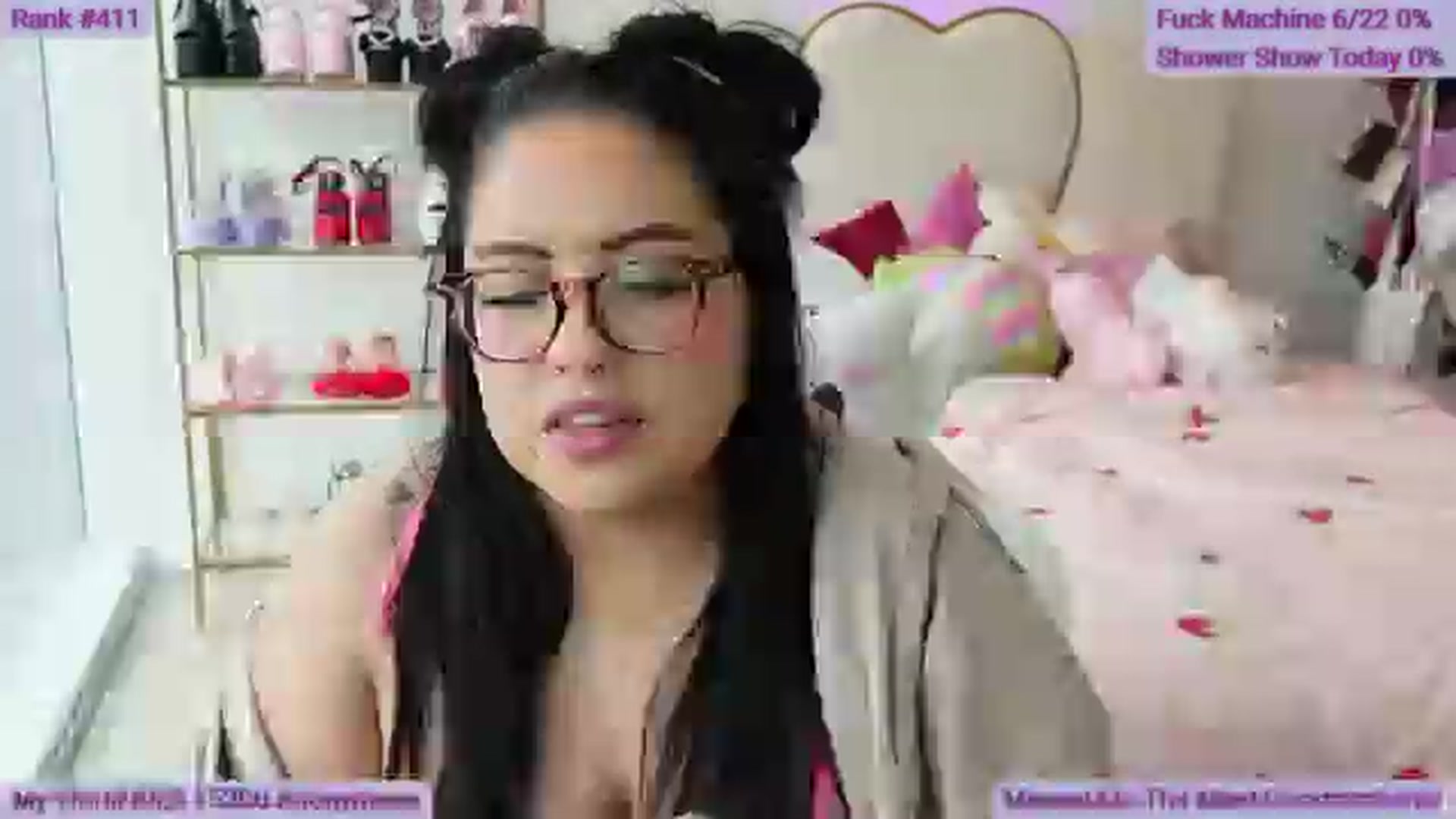 Gallery image thumbnail from Kamila__'s myfreecams stream on, 06/15/2024, 17:41 image 15 of 20