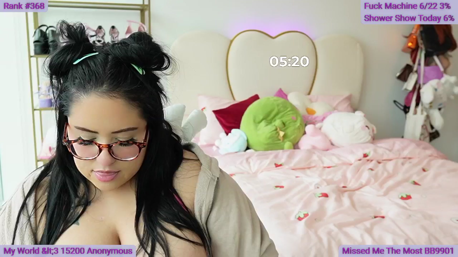 Gallery image thumbnail from Kamila__'s myfreecams stream on, 06/15/2024, 19:05 image 15 of 20