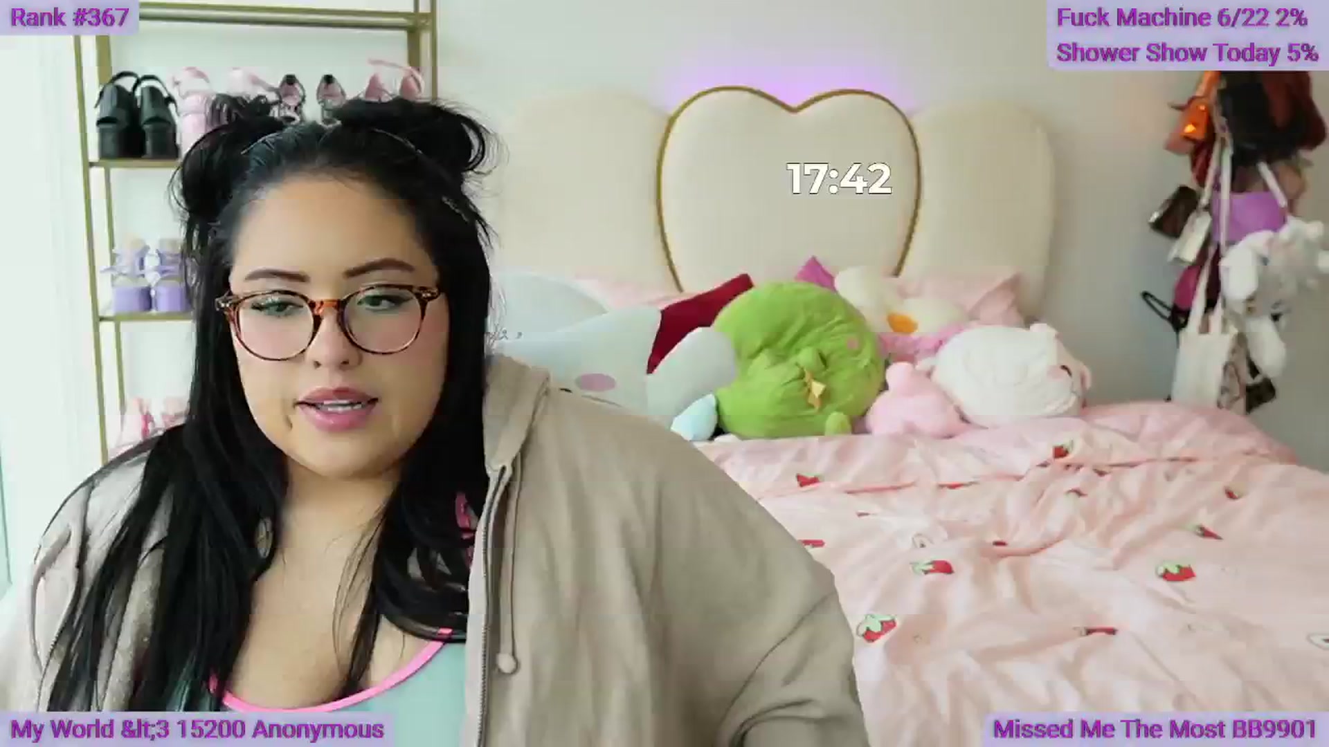 Gallery image thumbnail from Kamila__'s myfreecams stream on, 06/15/2024, 19:05 image 8 of 20