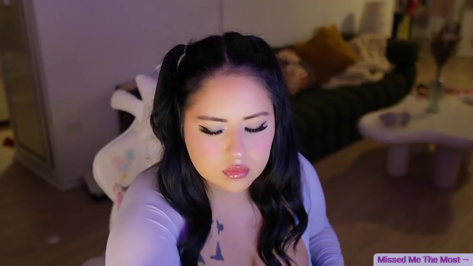 Gallery image thumbnail from Kamila__'s myfreecams stream on, 07/10/2024, 05:27 image 1 of 20