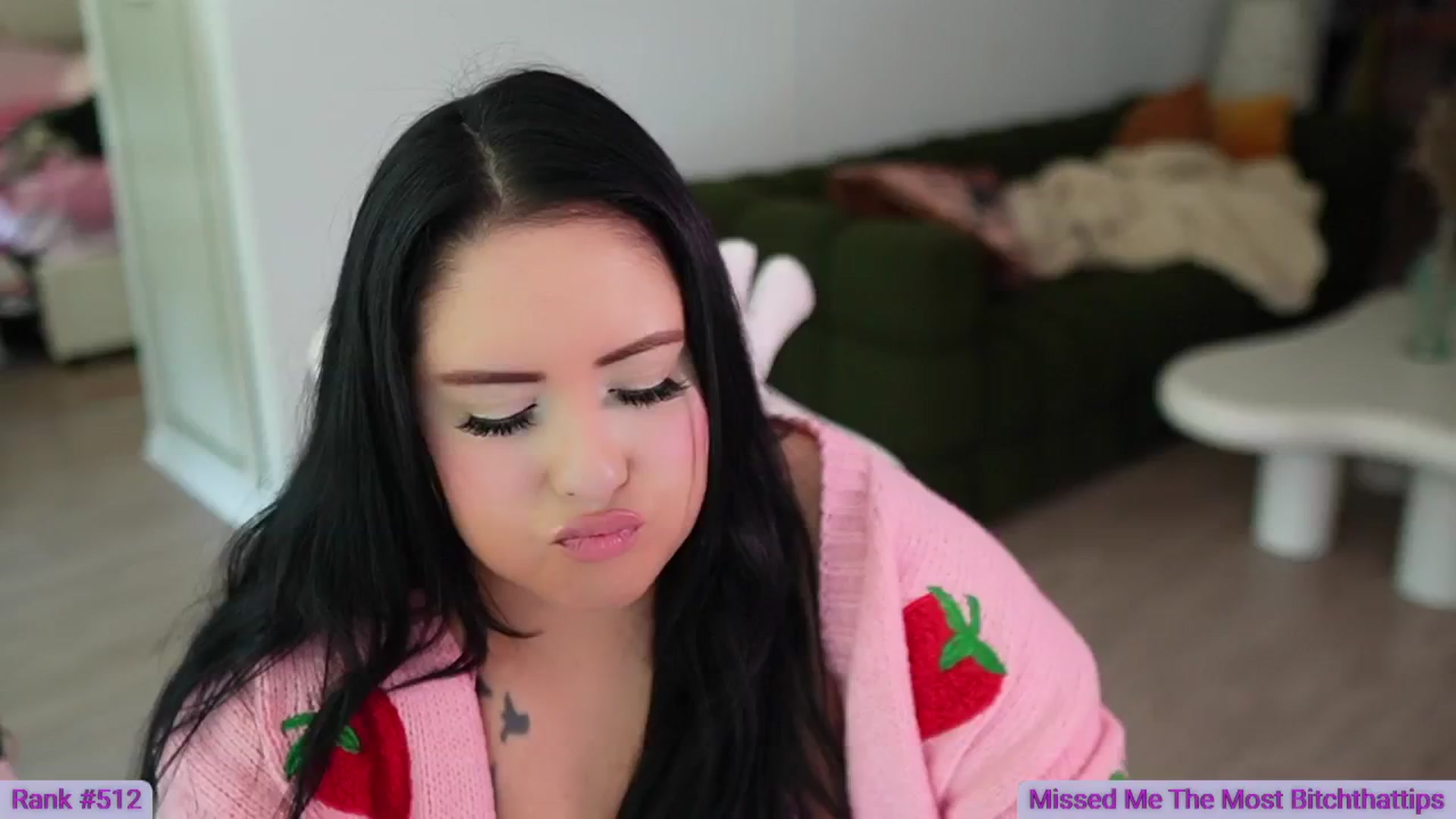 Gallery image thumbnail from Kamila__'s myfreecams stream on, 07/12/2024, 24:04 image 8 of 20