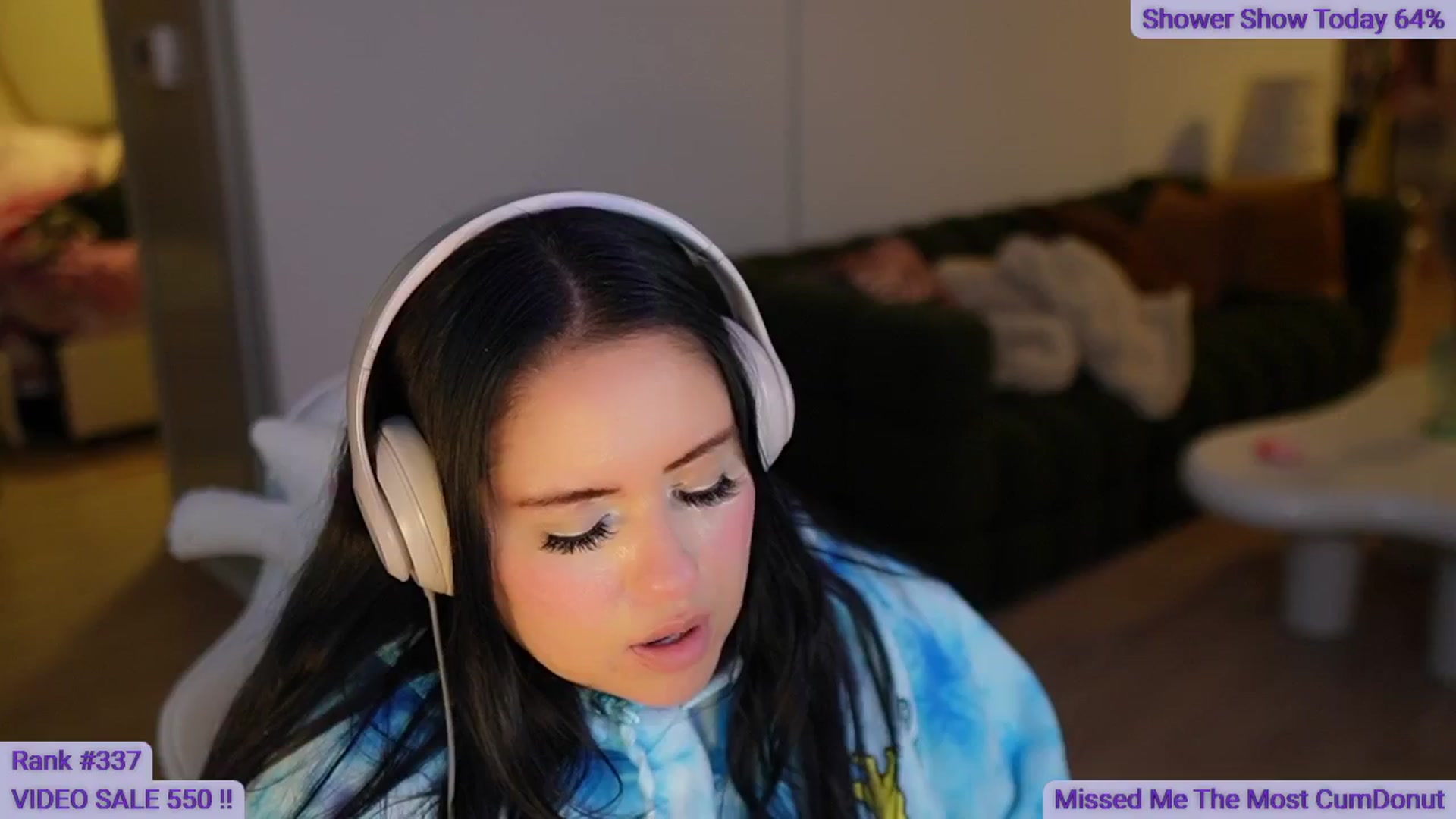 Gallery image thumbnail from Kamila__'s myfreecams stream on, 07/12/2024, 10:31 image 16 of 20