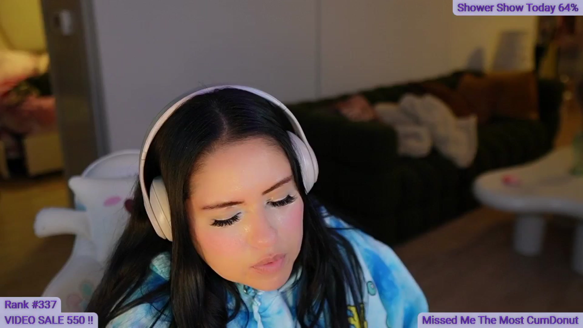 Gallery image thumbnail from Kamila__'s myfreecams stream on, 07/12/2024, 10:31 image 17 of 20