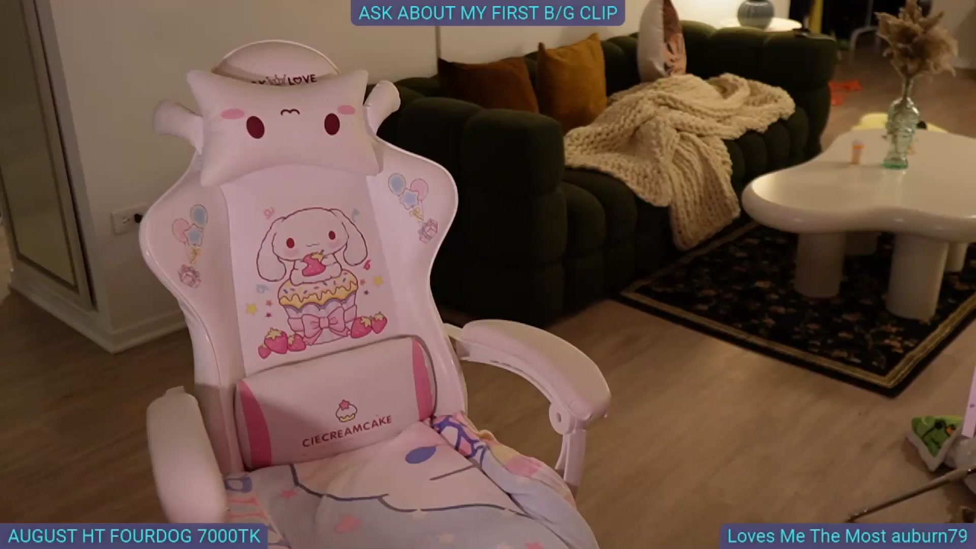 Gallery image thumbnail from Kamila__'s myfreecams stream on, 08/23/2024, 05:11 image 3 of 20