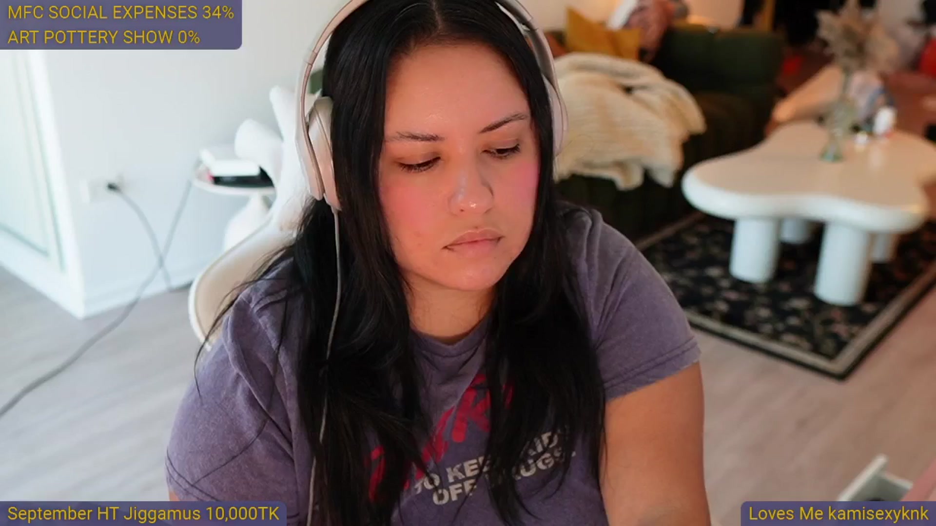 Gallery image thumbnail from Kamila__'s myfreecams stream on, 09/21/2024, 24:21 image 1 of 20