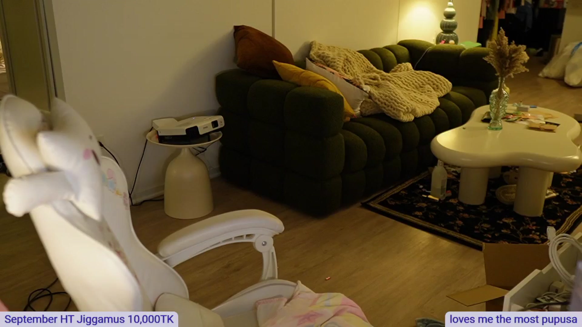 Gallery image thumbnail from Kamila__'s myfreecams stream on, 09/28/2024, 06:33 image 13 of 20