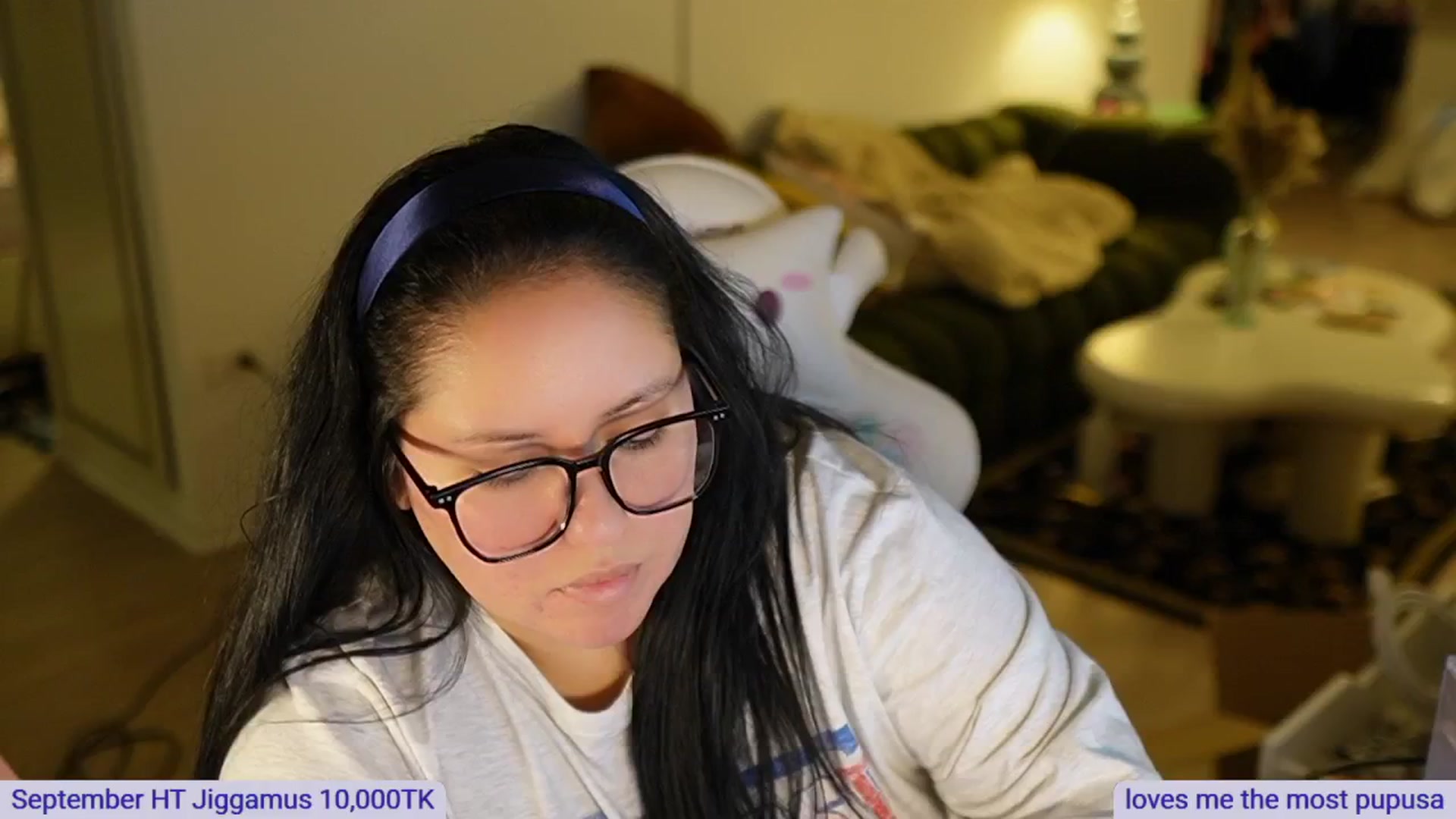 Gallery image thumbnail from Kamila__'s myfreecams stream on, 09/28/2024, 06:33 image 10 of 20